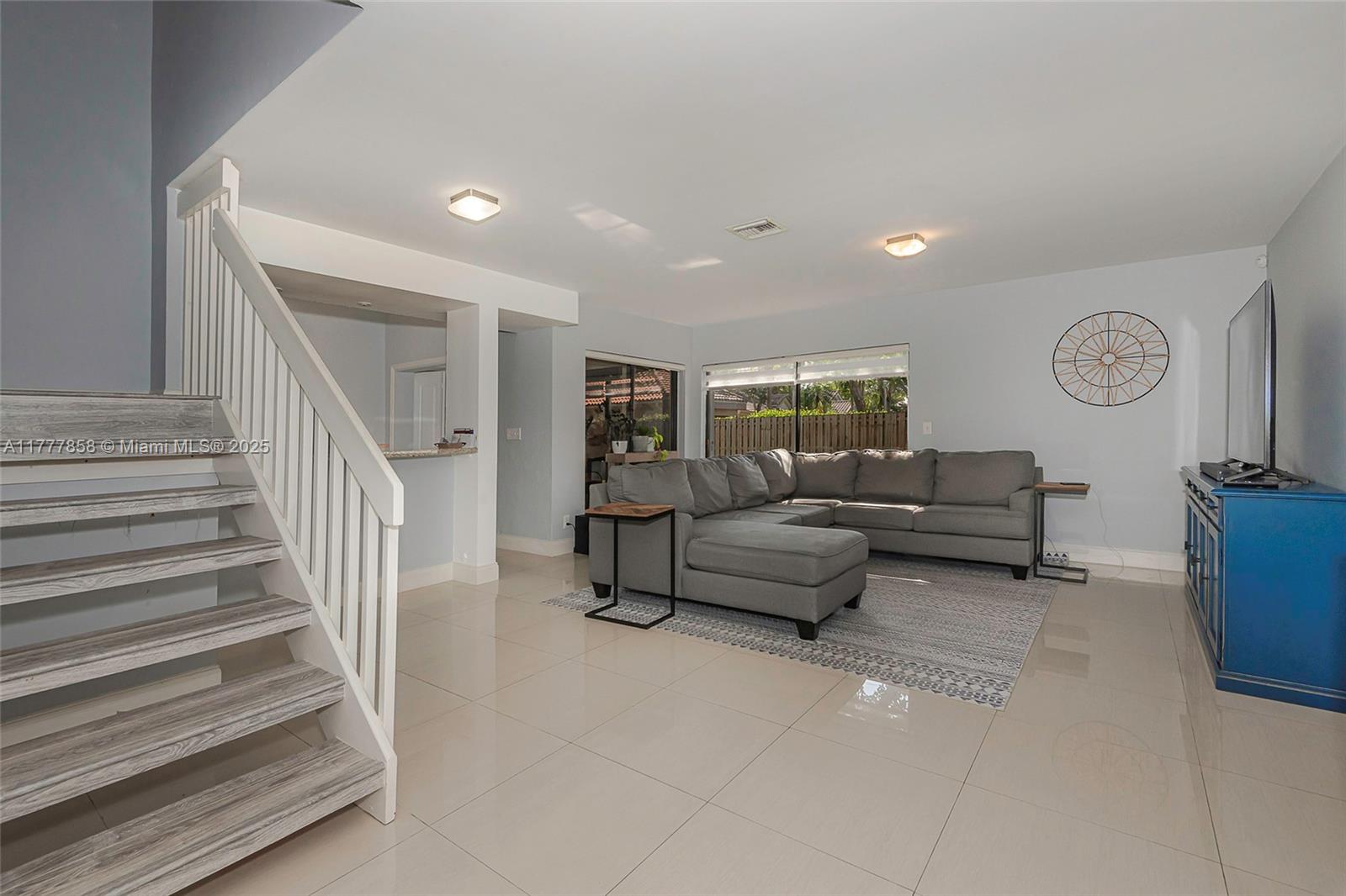 9243 W Sunrise Blvd, Plantation, Florida image 7