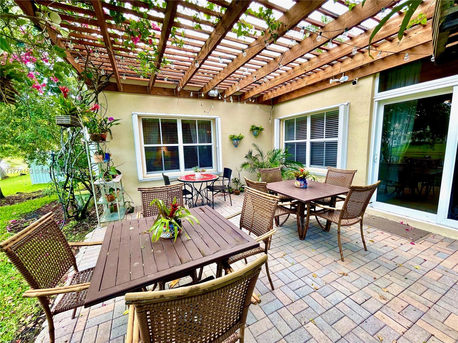 845 Vista Meadows Dr, Weston, Florida image 47