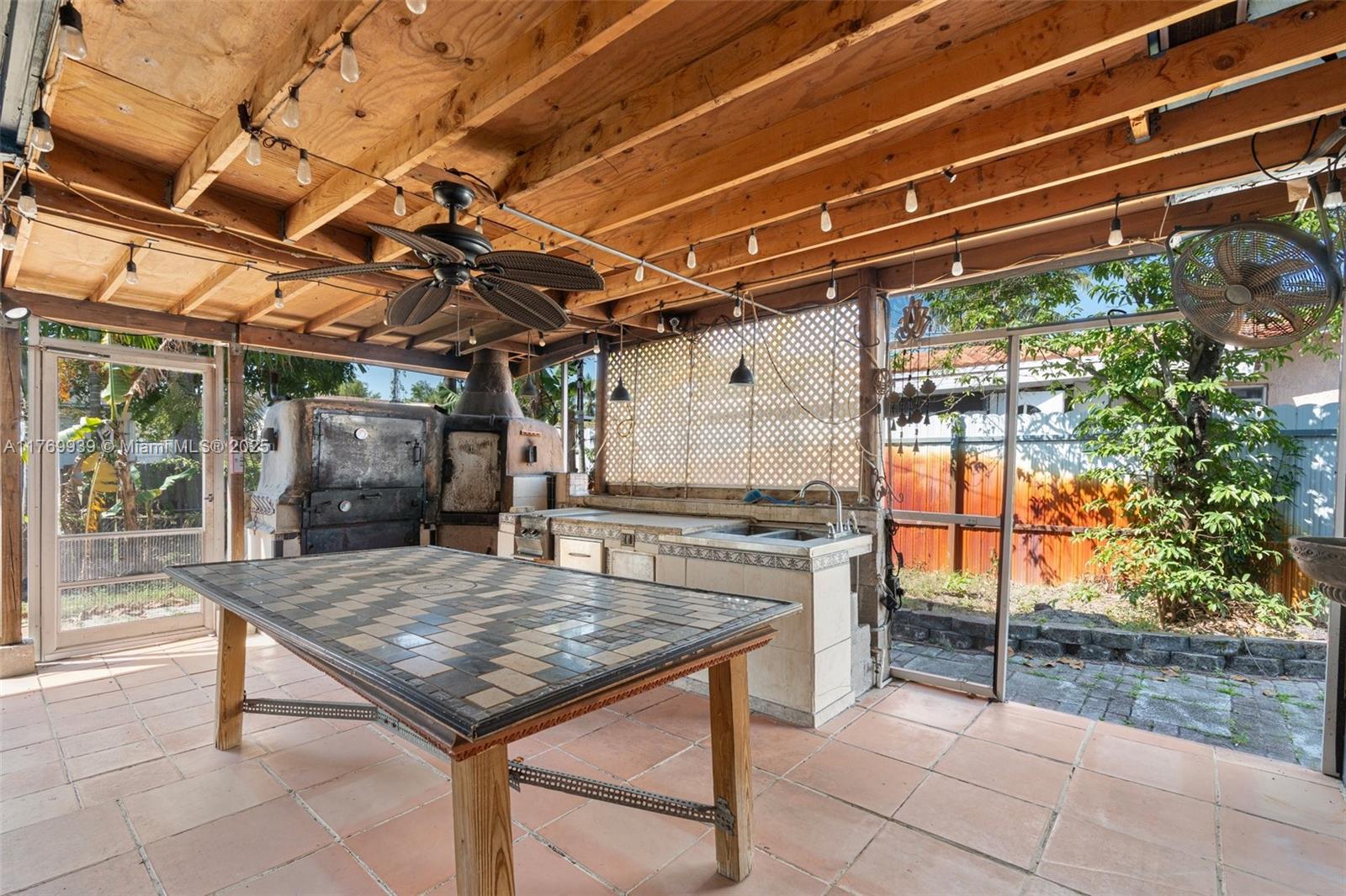 4340 NW 6th St, Plantation, Florida image 31