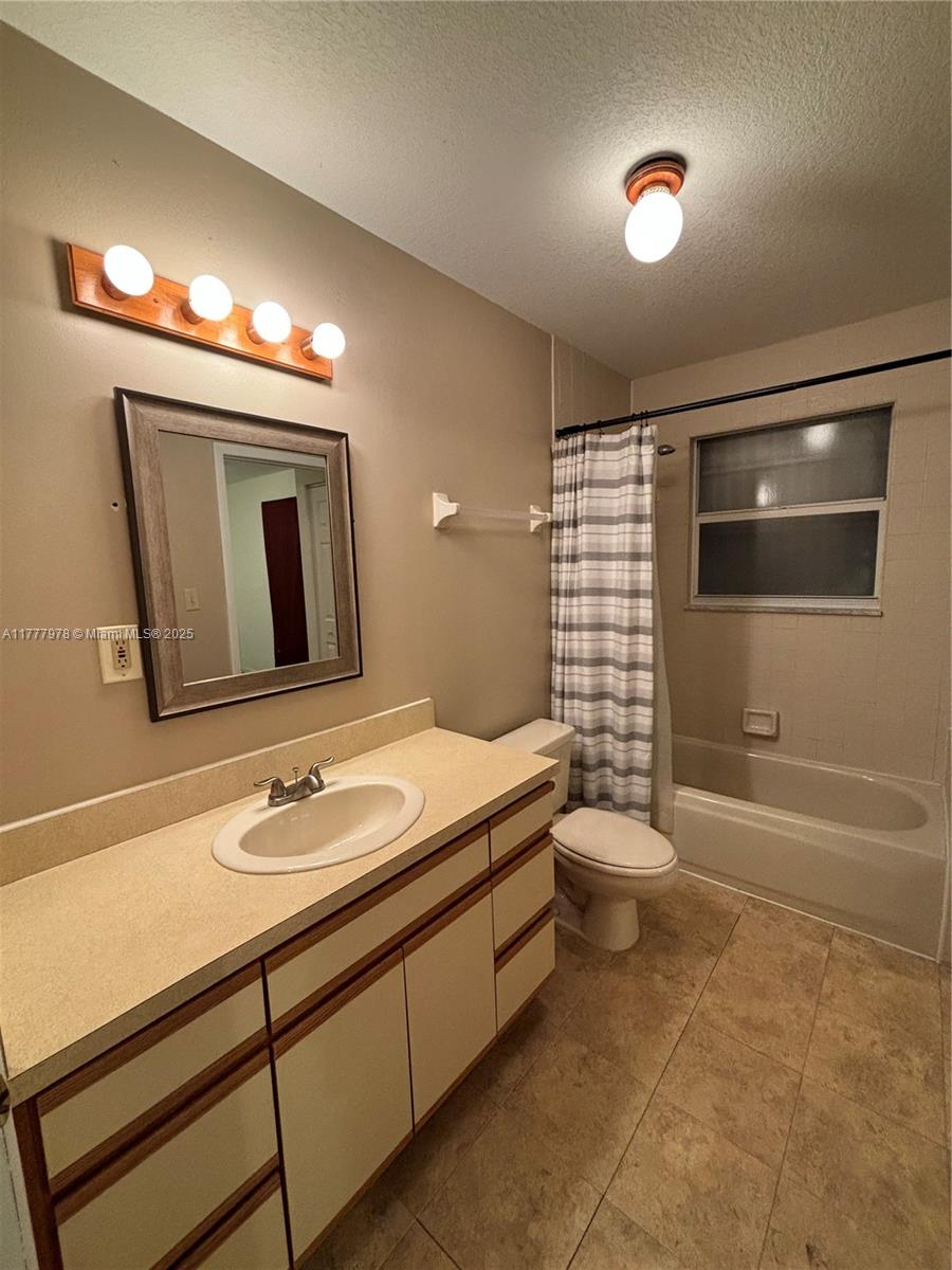 3611 SE 19th Terr, Okeechobee, Florida image 10
