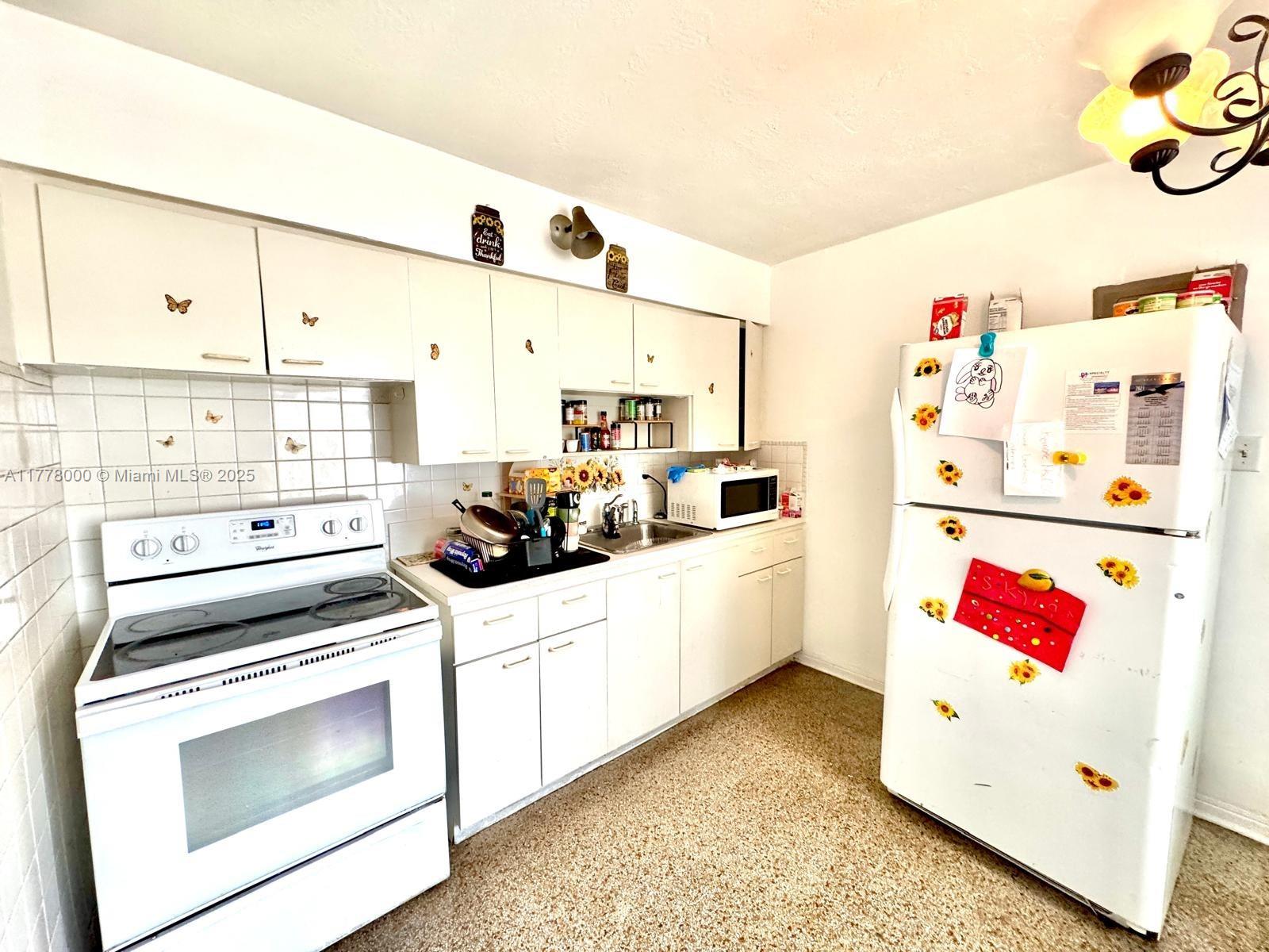 616 NW 3rd Ct, Hallandale Beach, Florida image 13