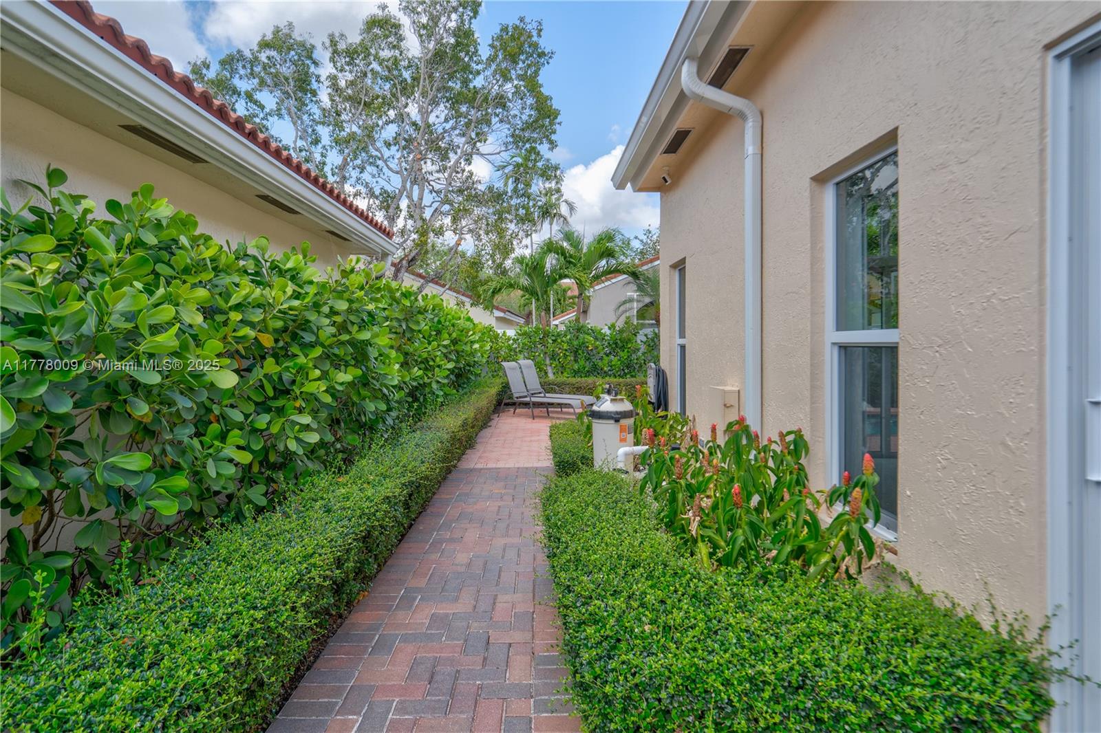 935 Jade Ct, Weston, Florida image 34