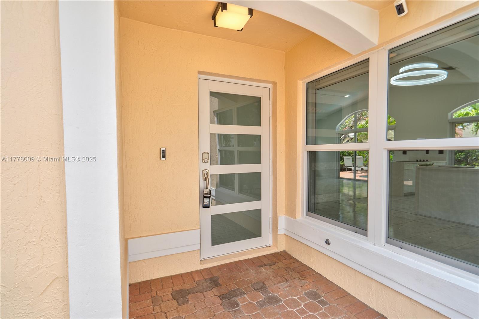935 Jade Ct, Weston, Florida image 7