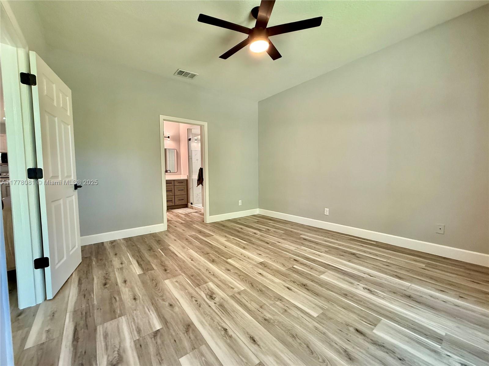 7550 Meadow Lakes Dr #4704, Naples, Florida image 9