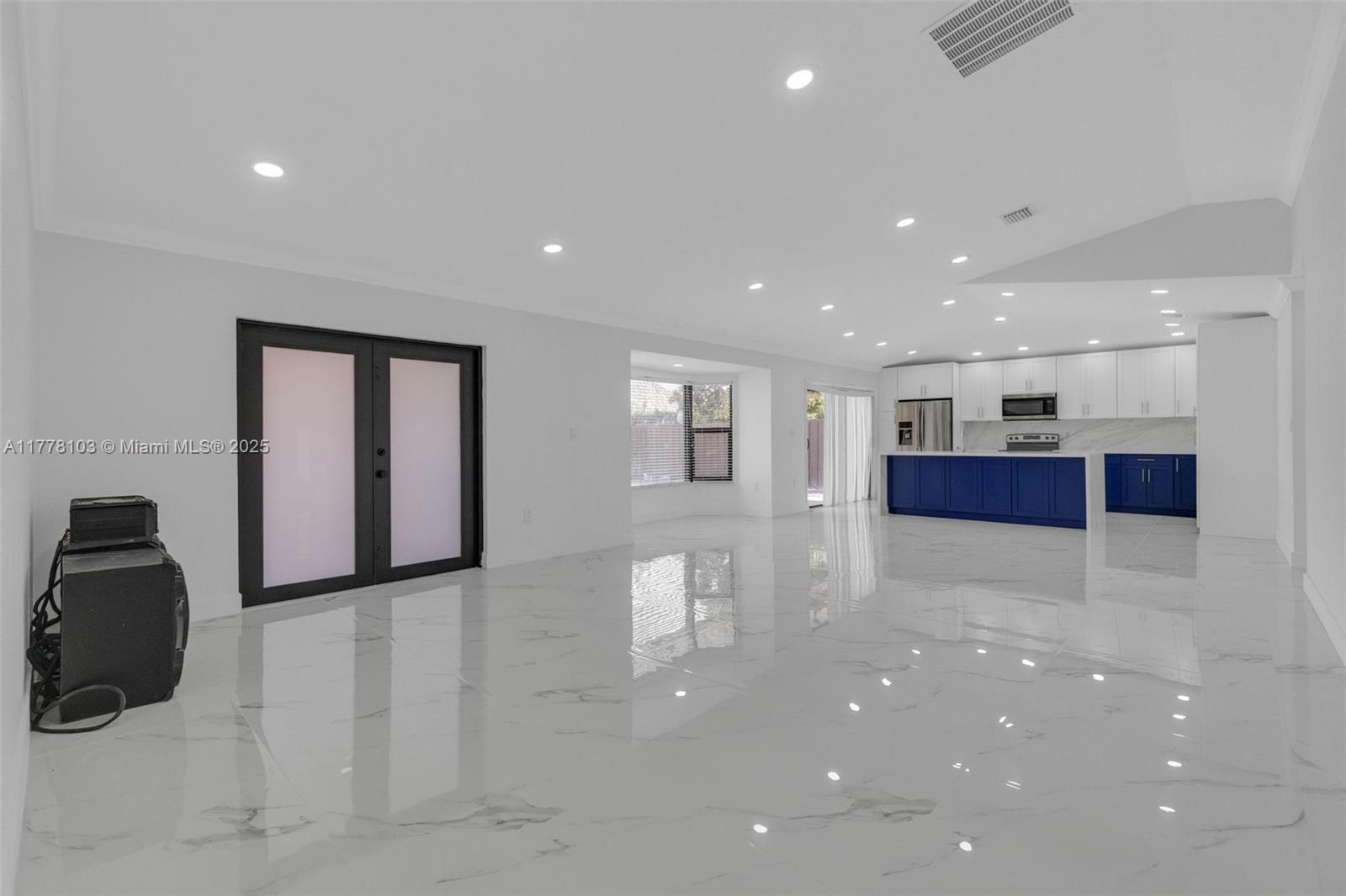 15261 SW 139th St  For Sale A11778103, FL
