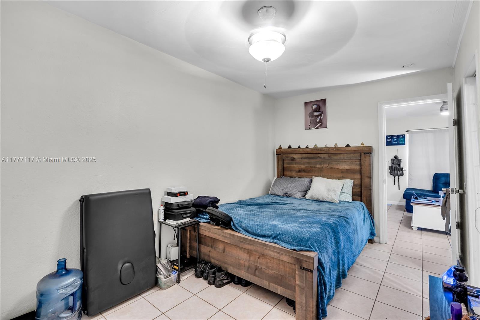 Residentialincome, Hollywood, Florida image 8