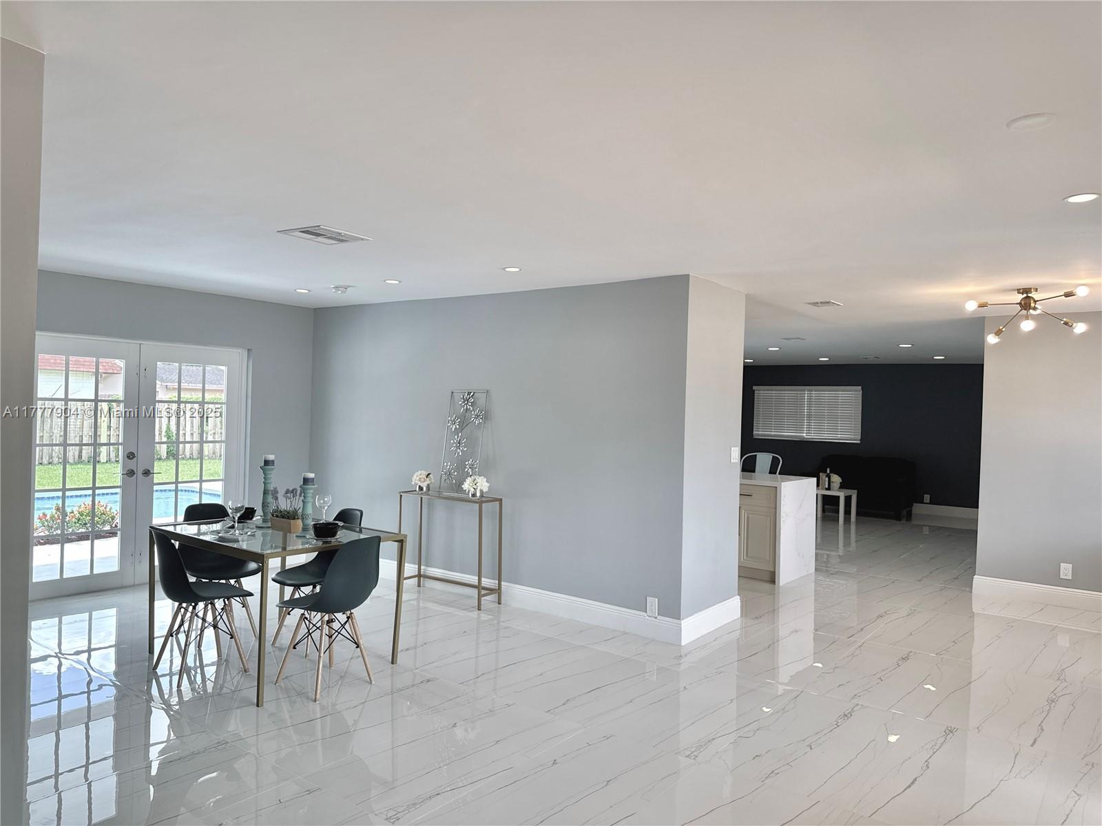 7480 NW 14th St, Plantation, Florida image 18