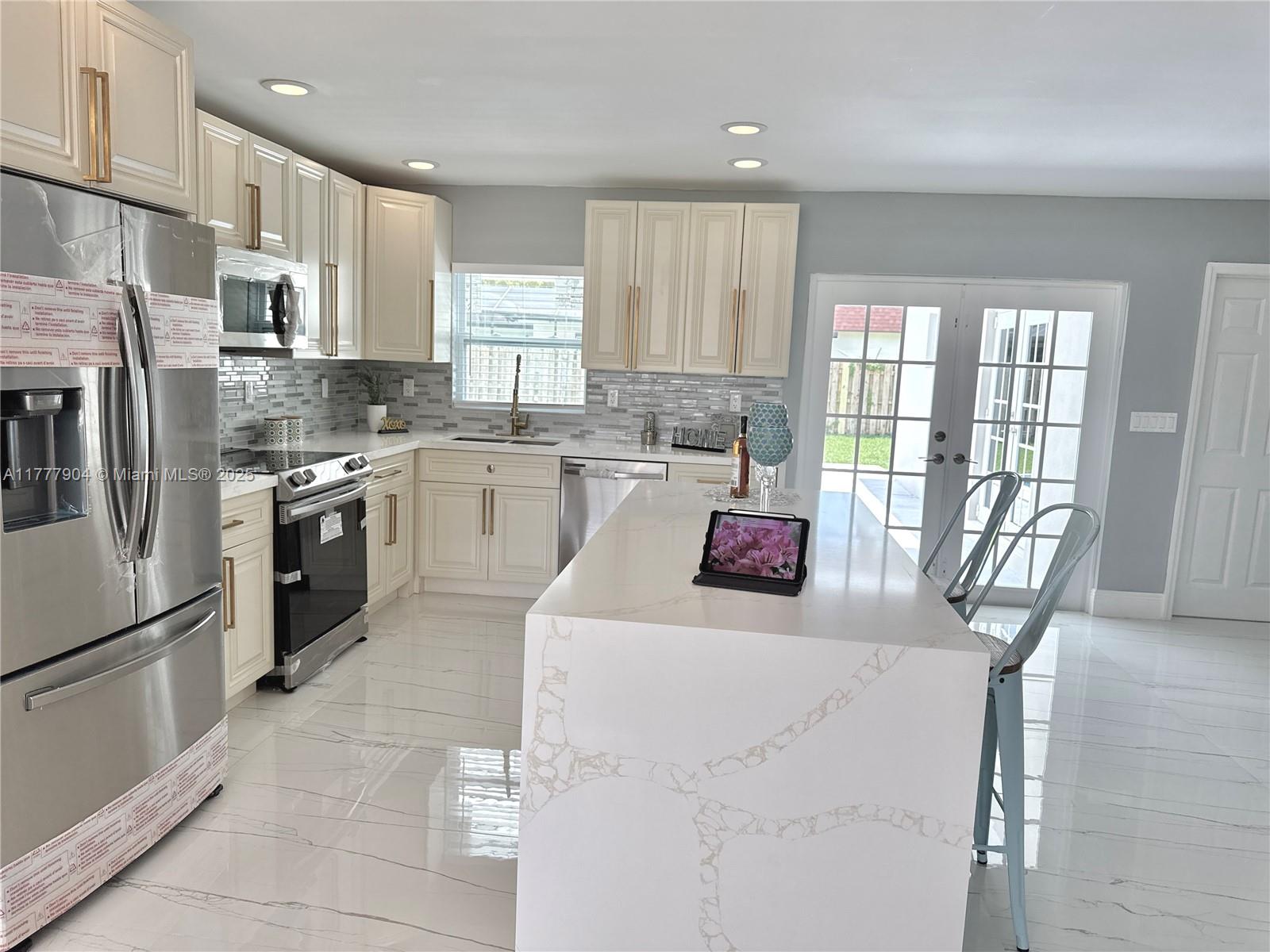 7480 NW 14th St, Plantation, Florida image 31