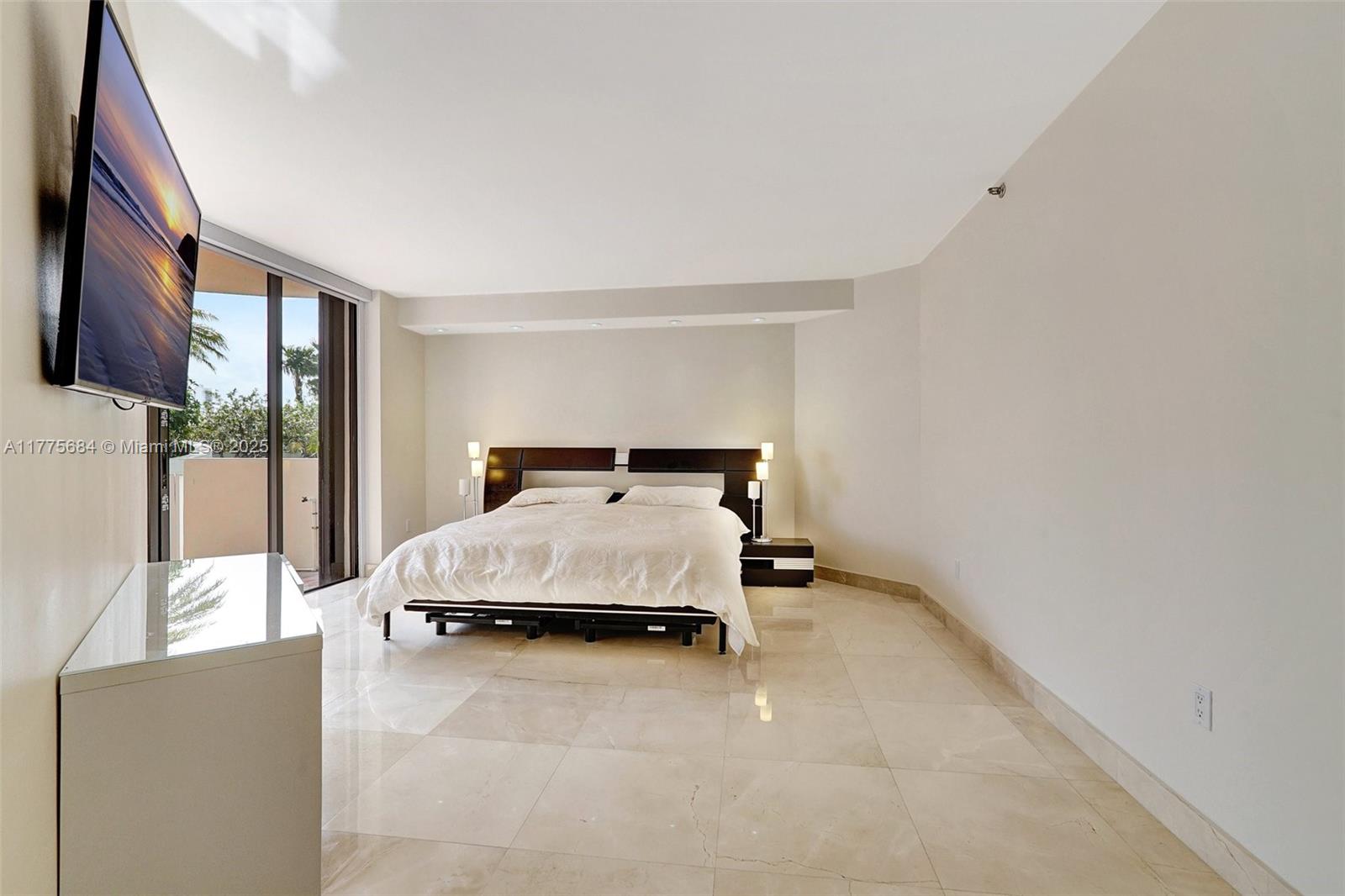 4000 Island Blvd #402, Aventura, Florida image 25