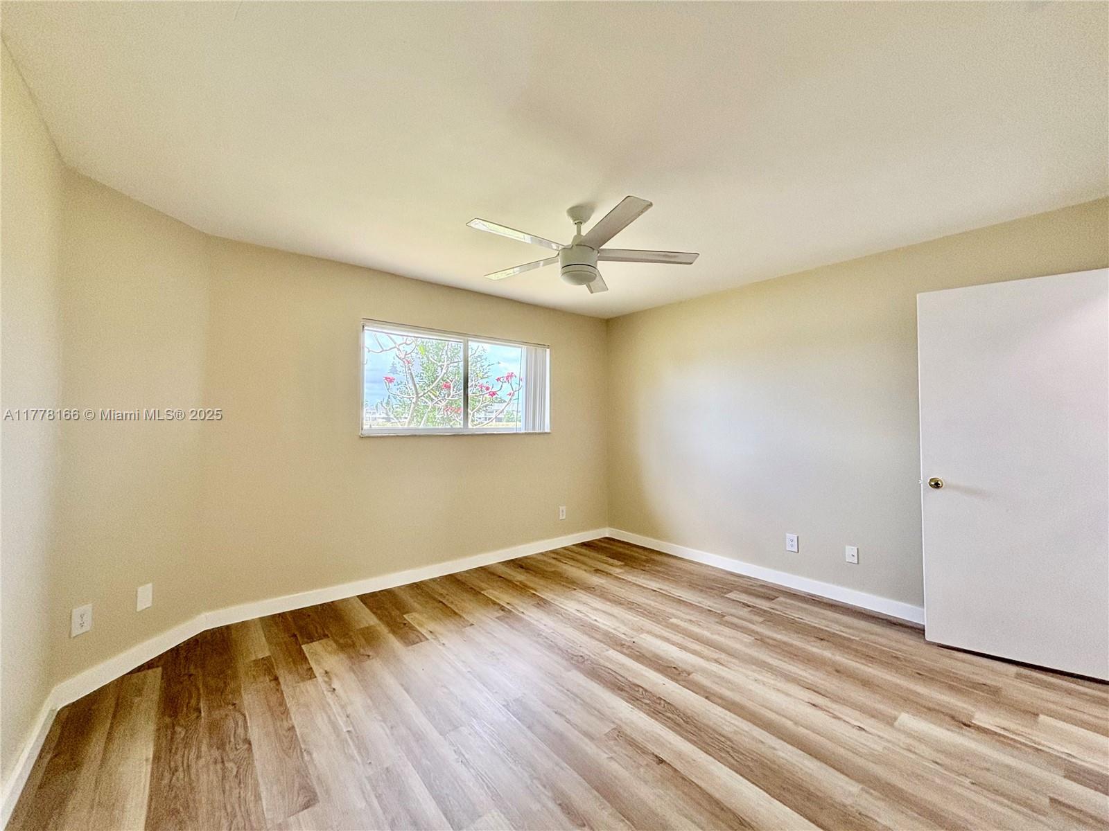 3449 NW 44th St #101, Oakland Park, Florida image 11