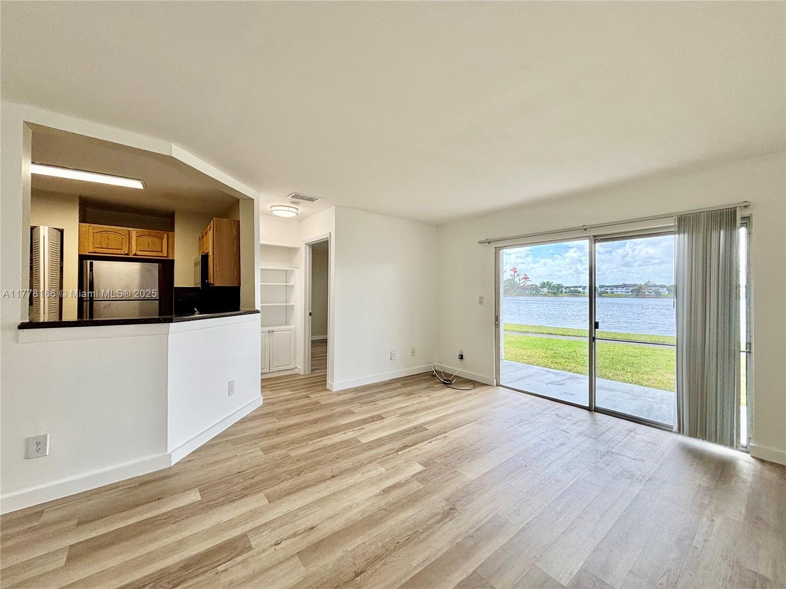 3449 NW 44th St #101, Oakland Park, Florida image 2