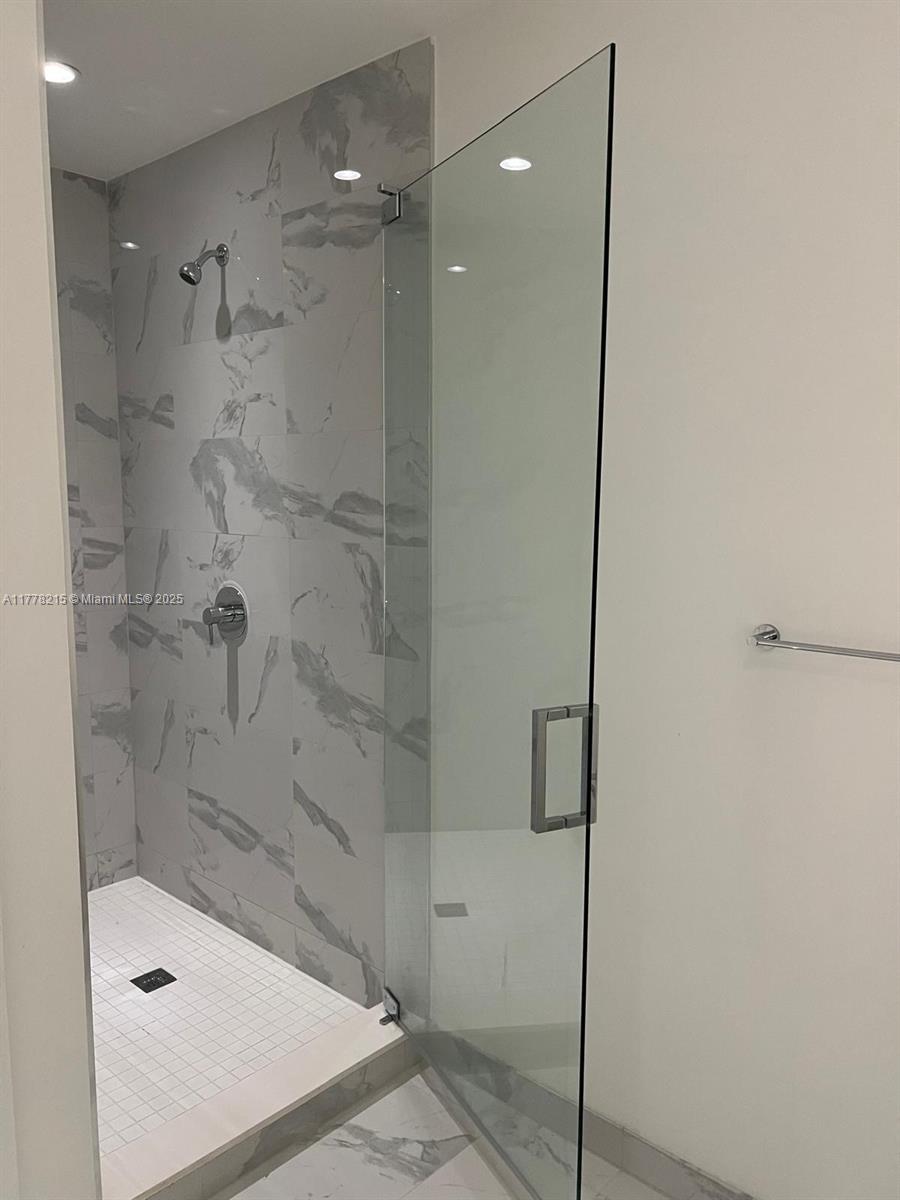851 NE 1st Ave #4107, Miami FL 33132