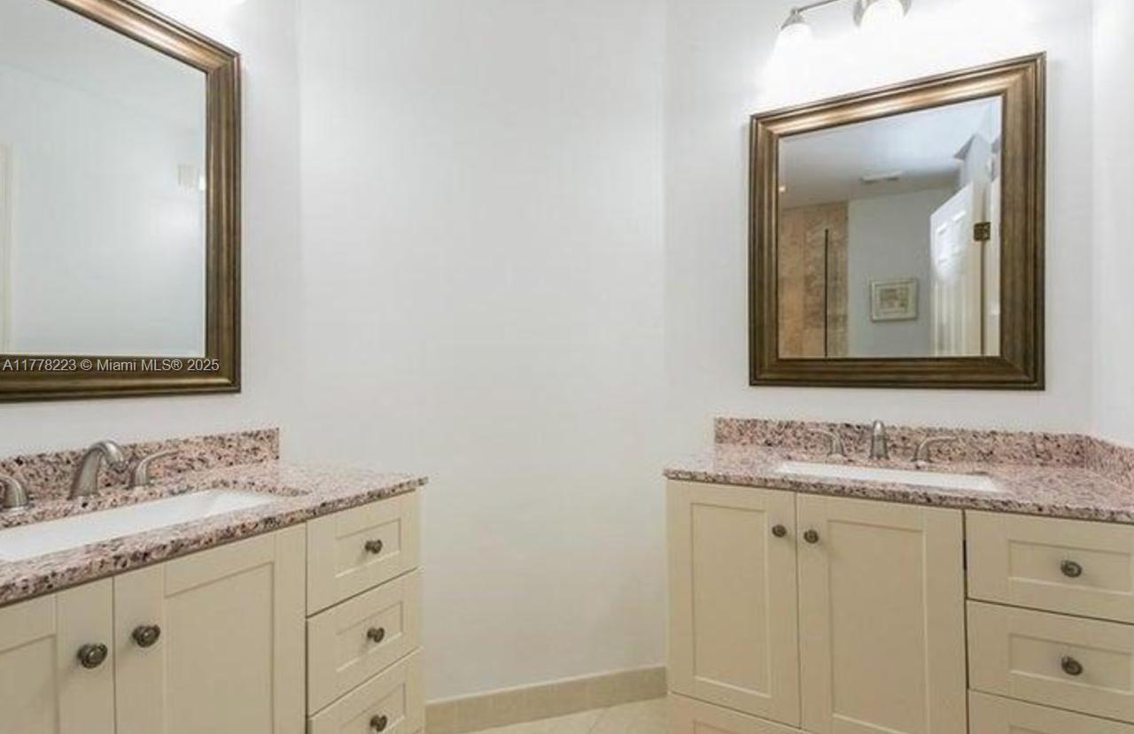 1143 Duncan Cir #201, Palm Beach Gardens, Florida image 8
