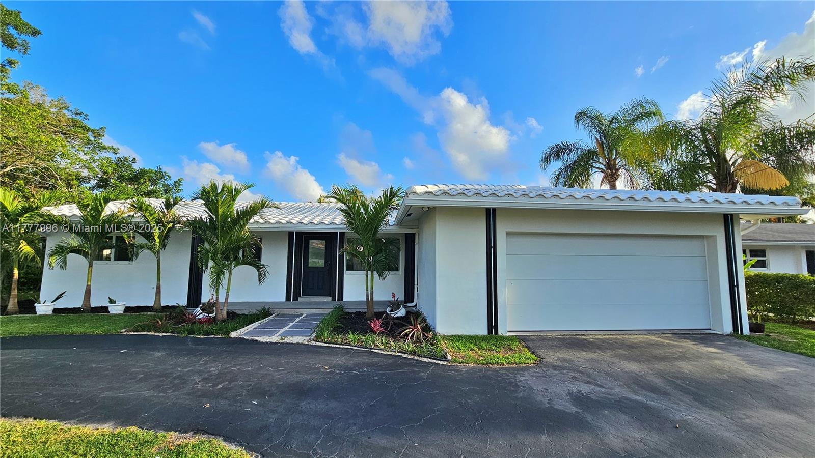 1478 NE 55th St, Fort Lauderdale, Florida image 2