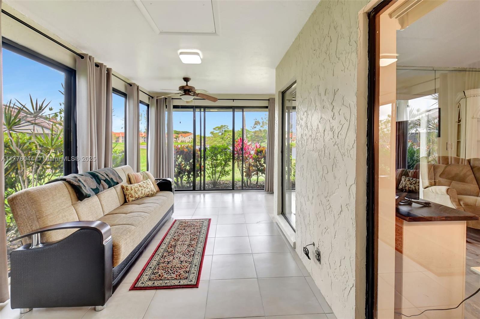 5558 E Parkwalk Cir E, Boynton Beach, Florida image 28