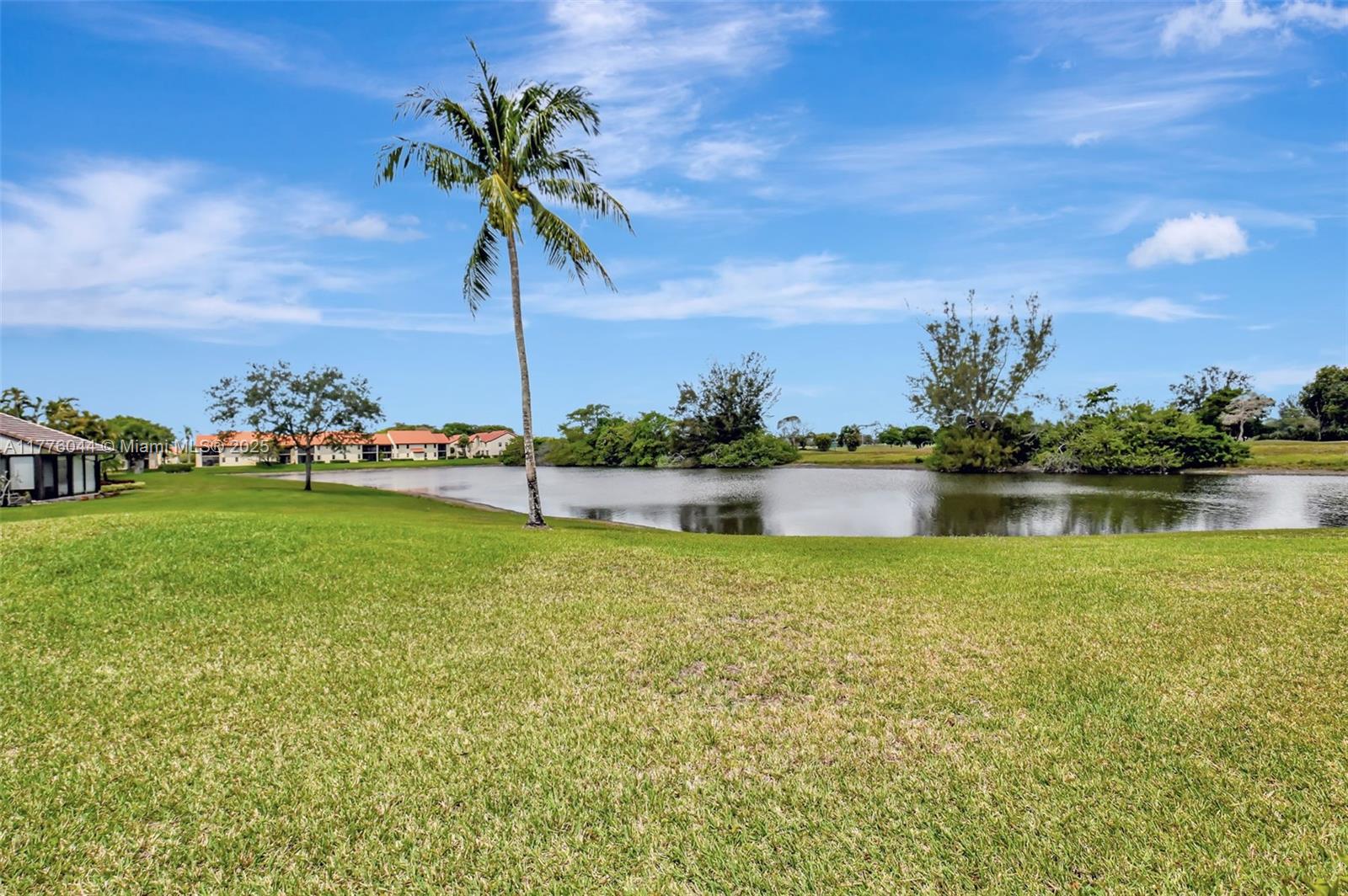5558 E Parkwalk Cir E, Boynton Beach, Florida image 35