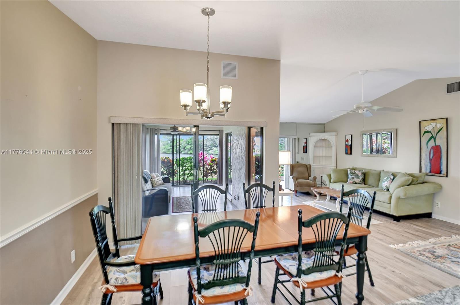 5558 E Parkwalk Cir E, Boynton Beach, Florida image 8