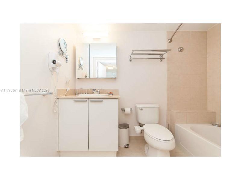 16699 Collins Ave #2406, Sunny Isles Beach, Florida image 29