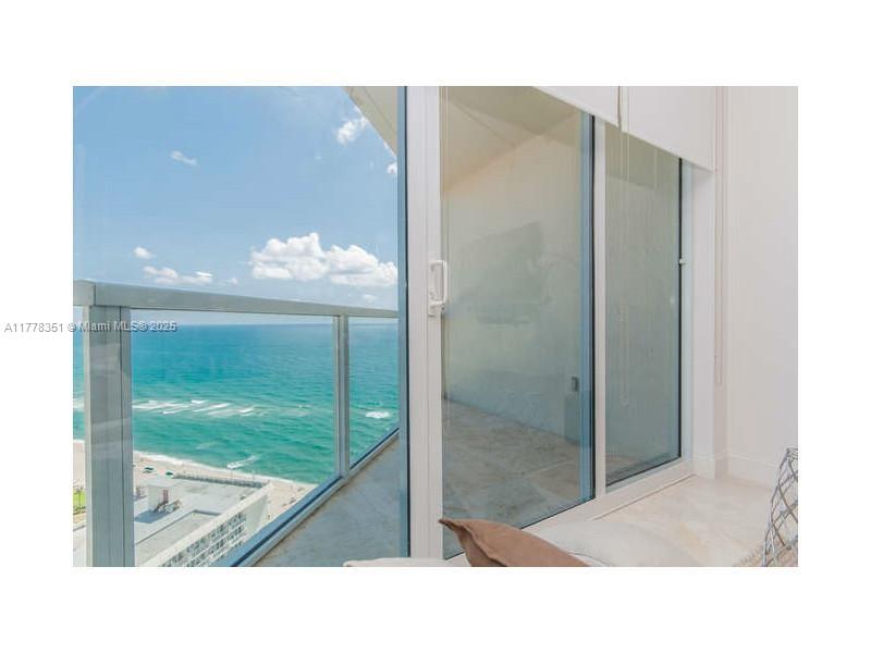 16699 Collins Ave #2406, Sunny Isles Beach, Florida image 35