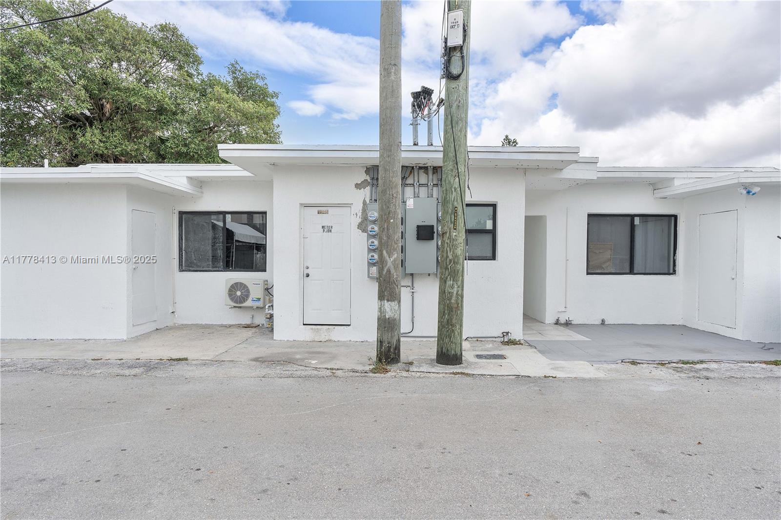 Listing Photo 10