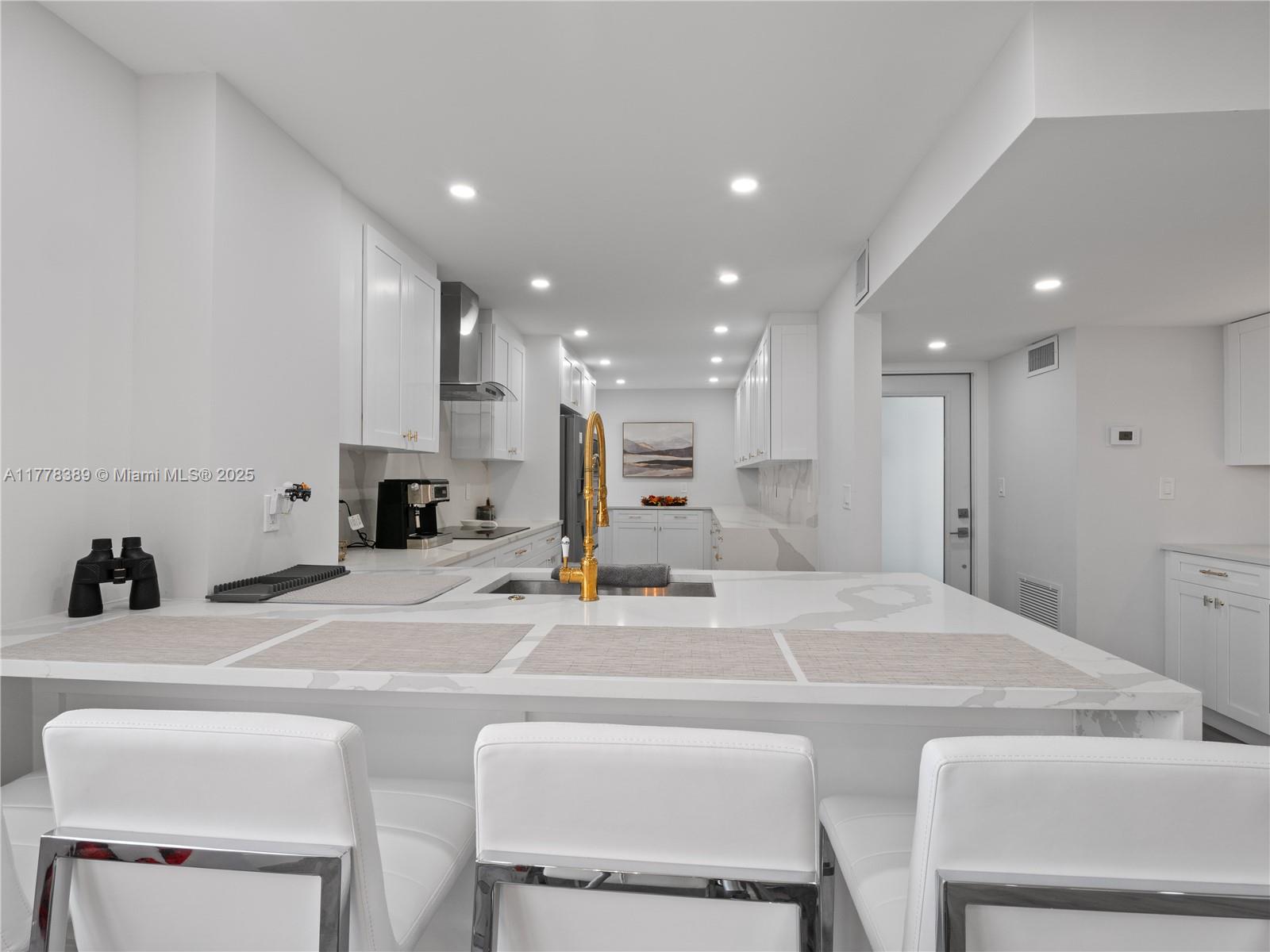 1012 N Ocean Blvd #1012, Pompano Beach, Florida image 27
