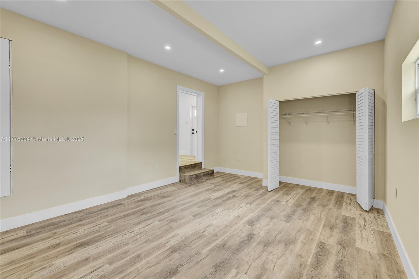 Residentialincome, Hollywood, Florida image 28