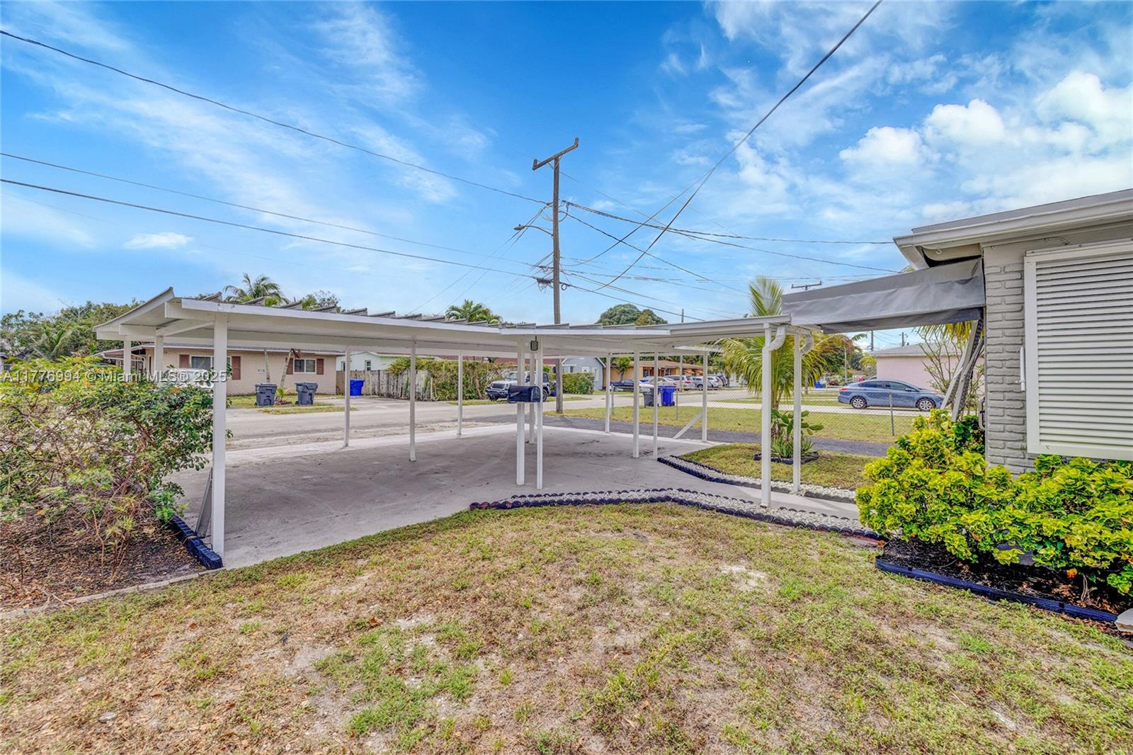 Residentialincome, Hollywood, Florida image 30