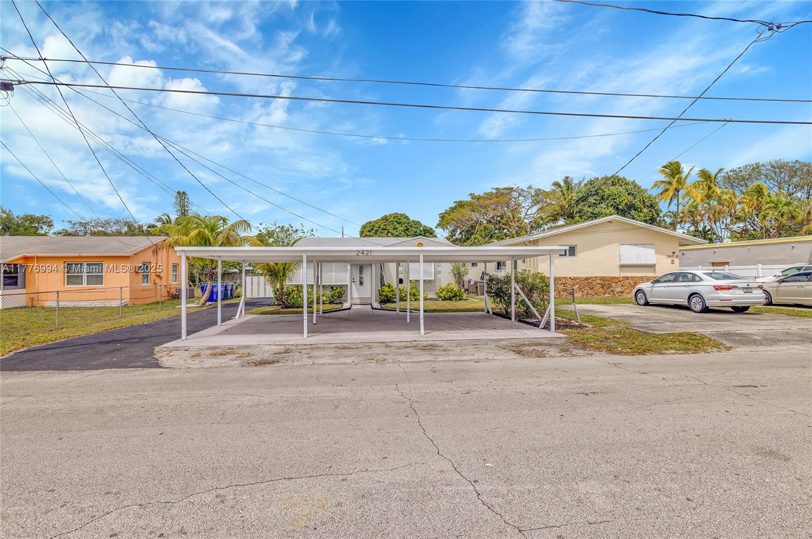 Residentialincome, Hollywood, Florida image 31