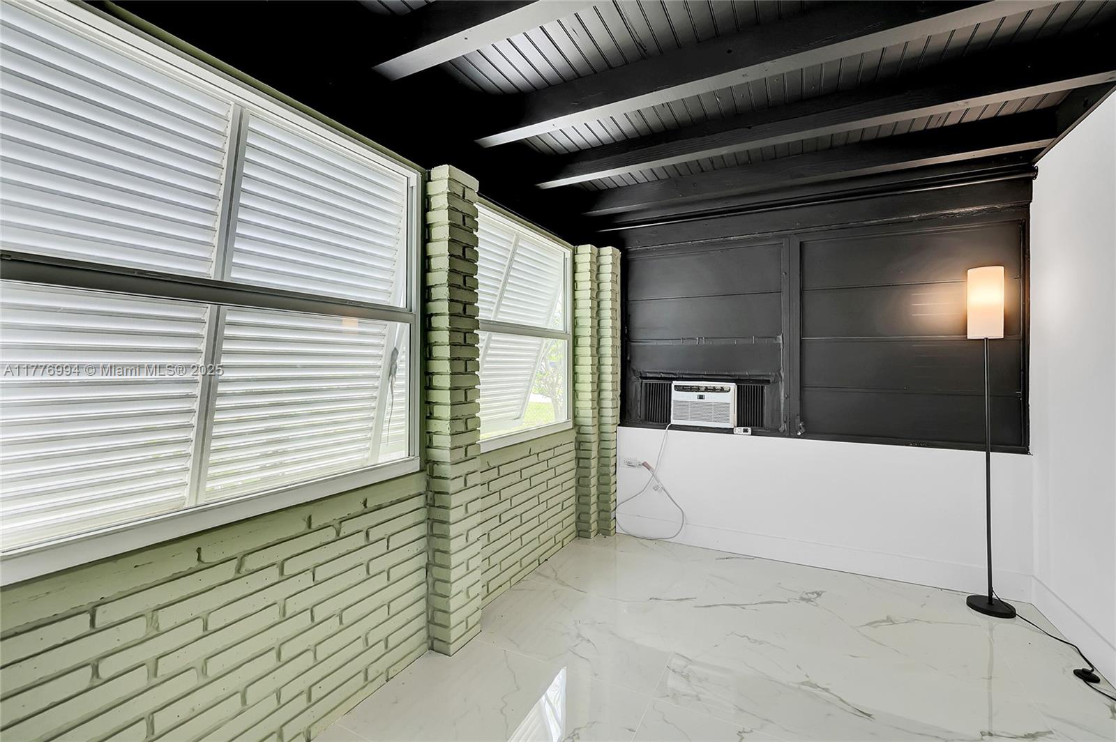 Residentialincome, Hollywood, Florida image 7