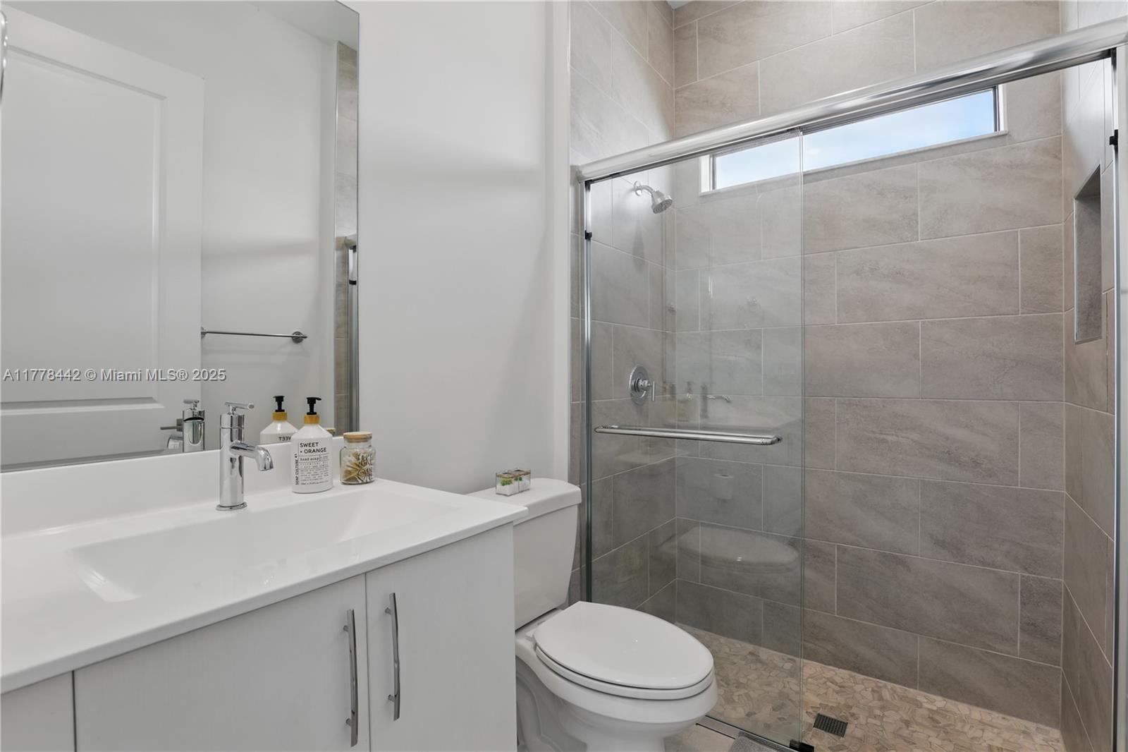 12765 Bayside Ct, Parkland, Florida image 34