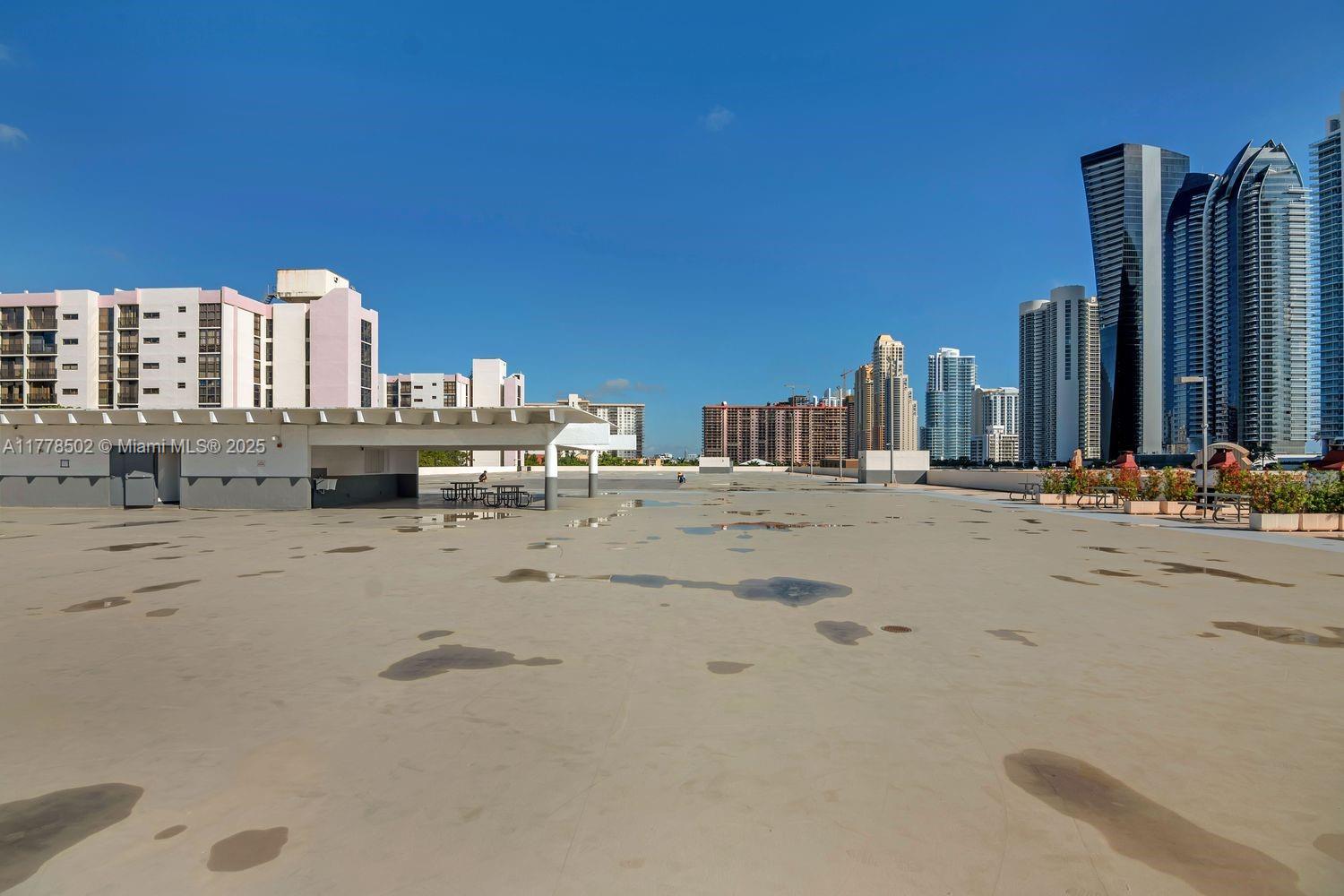 17021 N Bay Rd #322, Sunny Isles Beach, Florida image 6