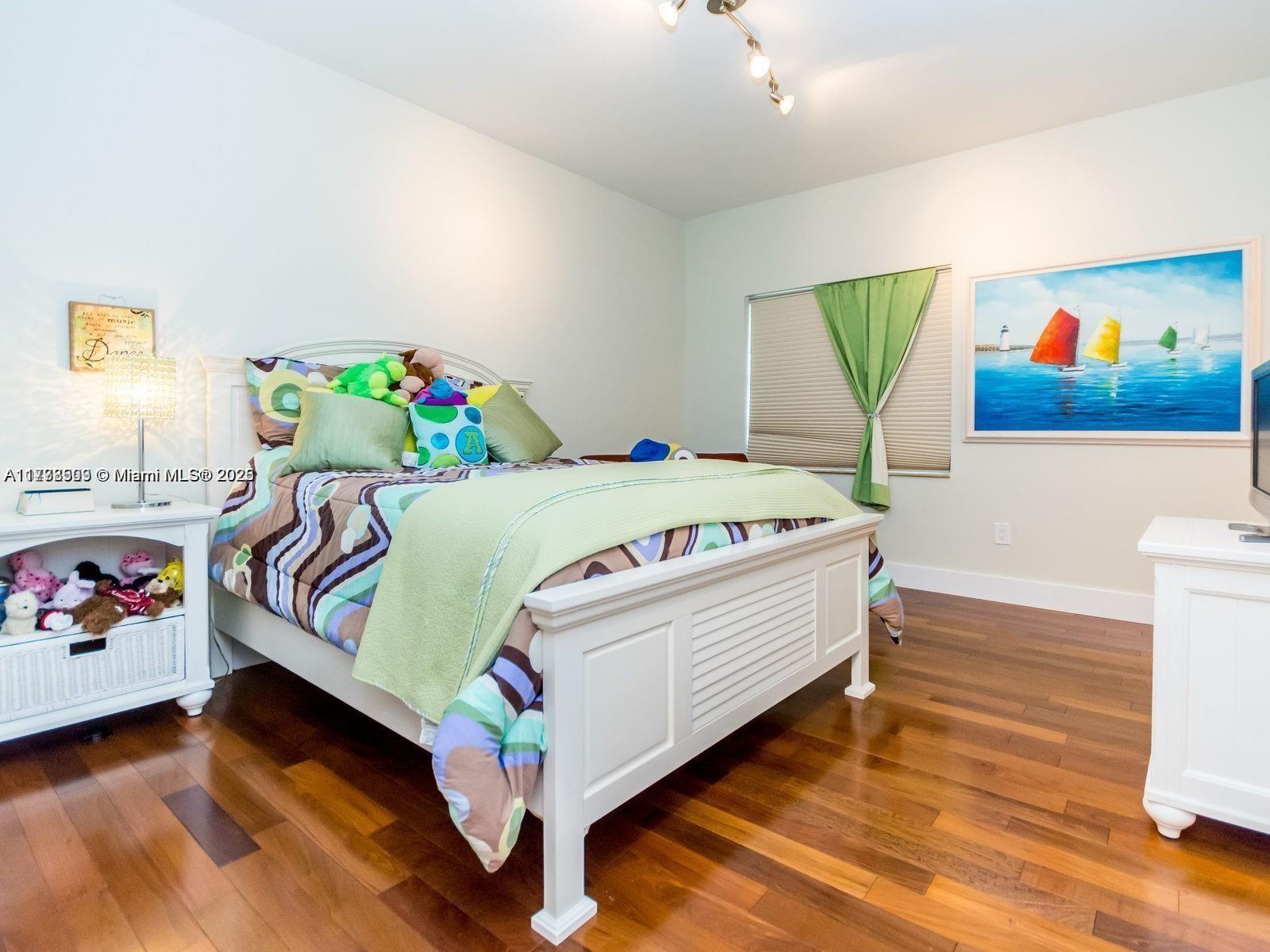 Property photo # 2