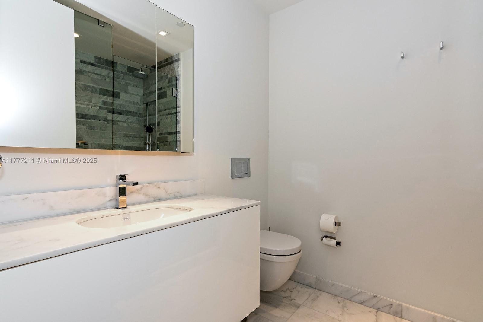 10201 Collins Ave #1803, Bal Harbour, Florida image 31