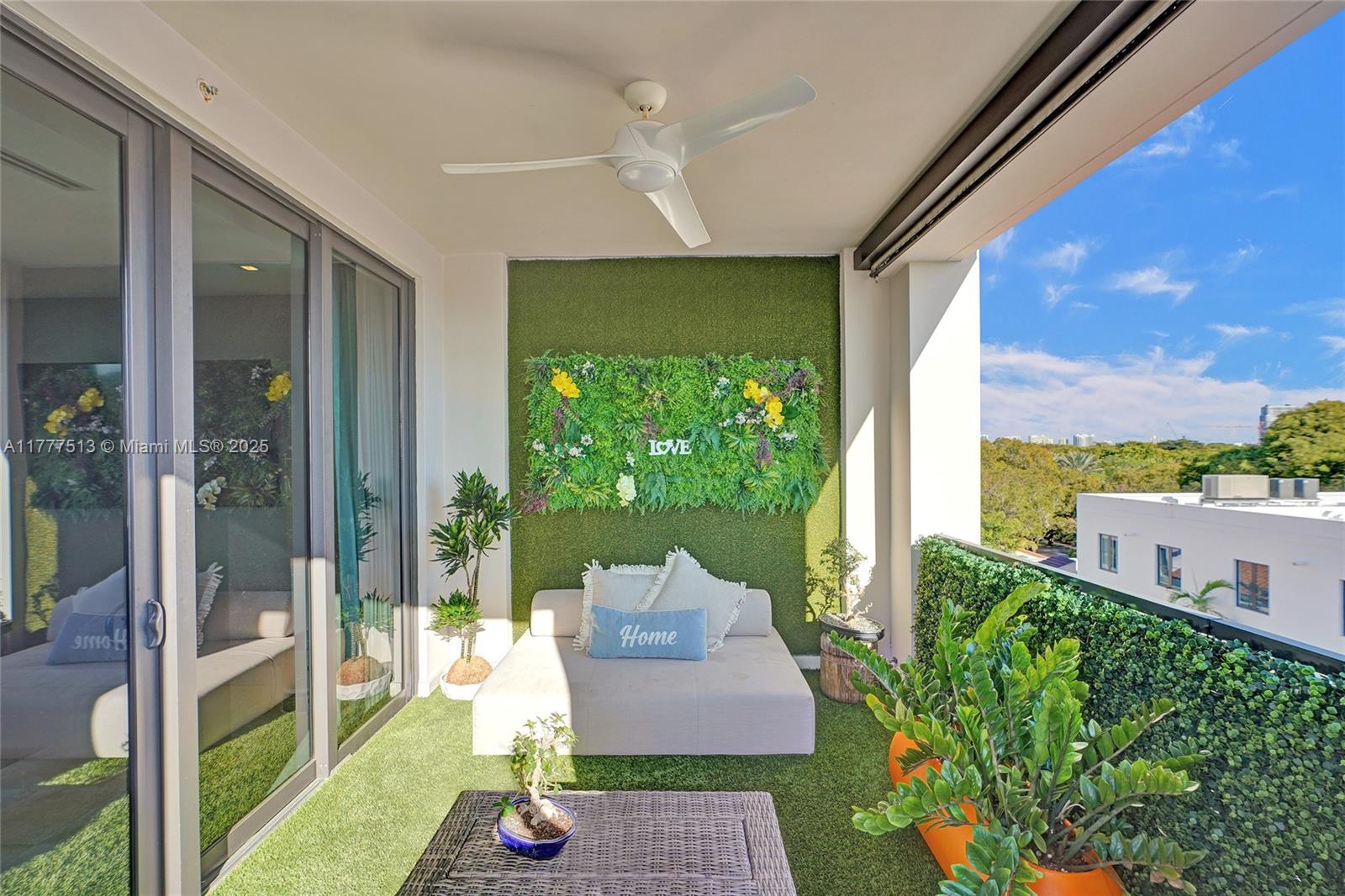 718 Valencia Ave #PH505, Coral Gables, Florida image 11