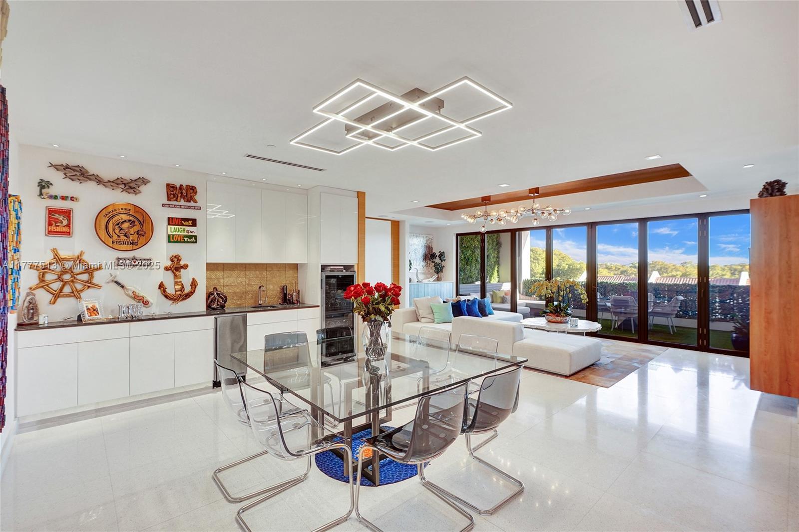 718 Valencia Ave #PH505, Coral Gables FL 33134