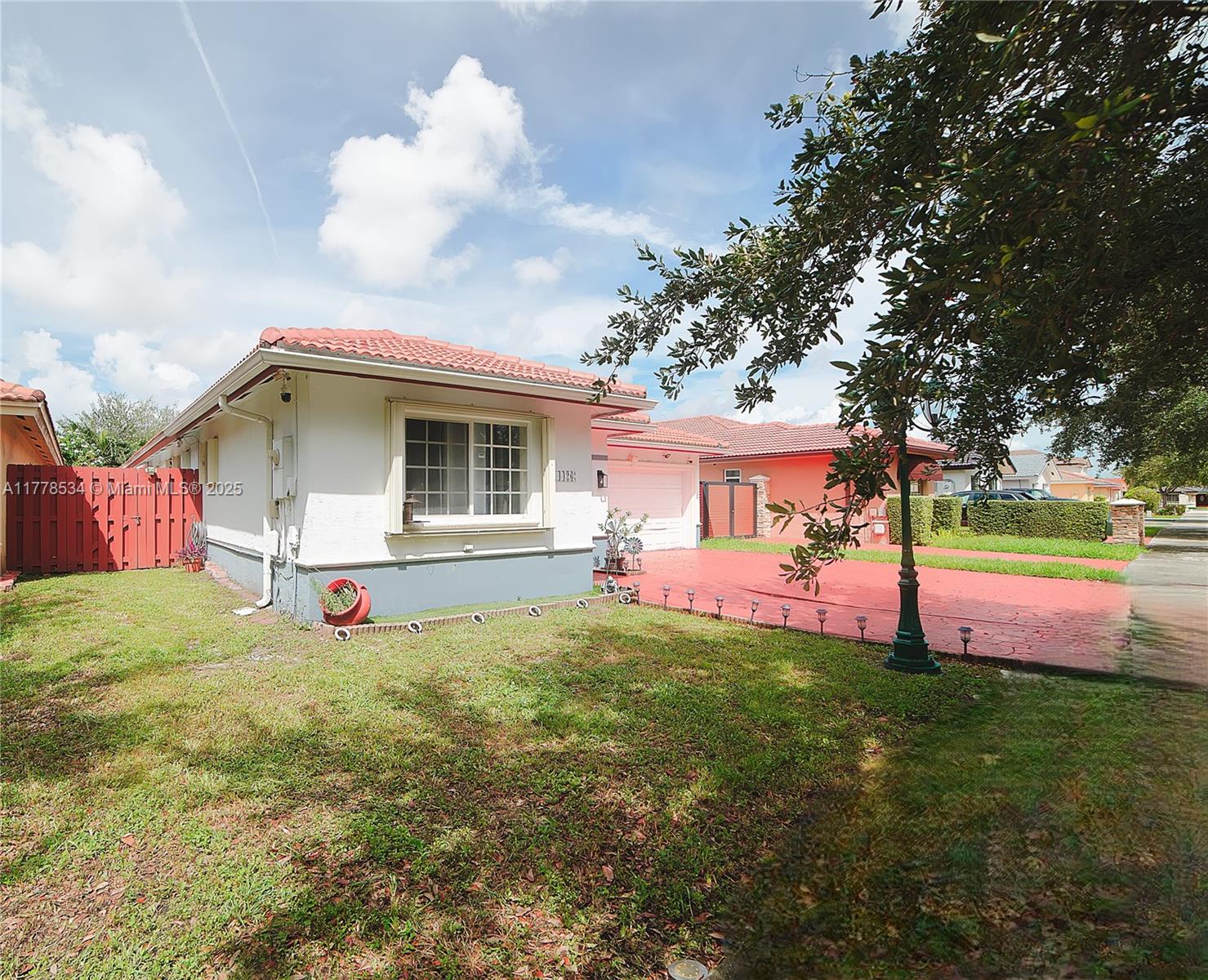 14426 NW 88th Ave, Miami Lakes, Florida image 2