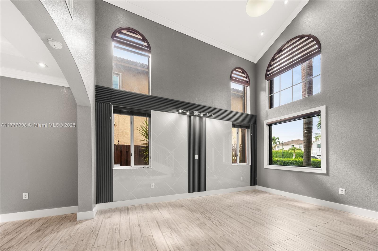 15902 SW 141st St, Miami, Florida image 18
