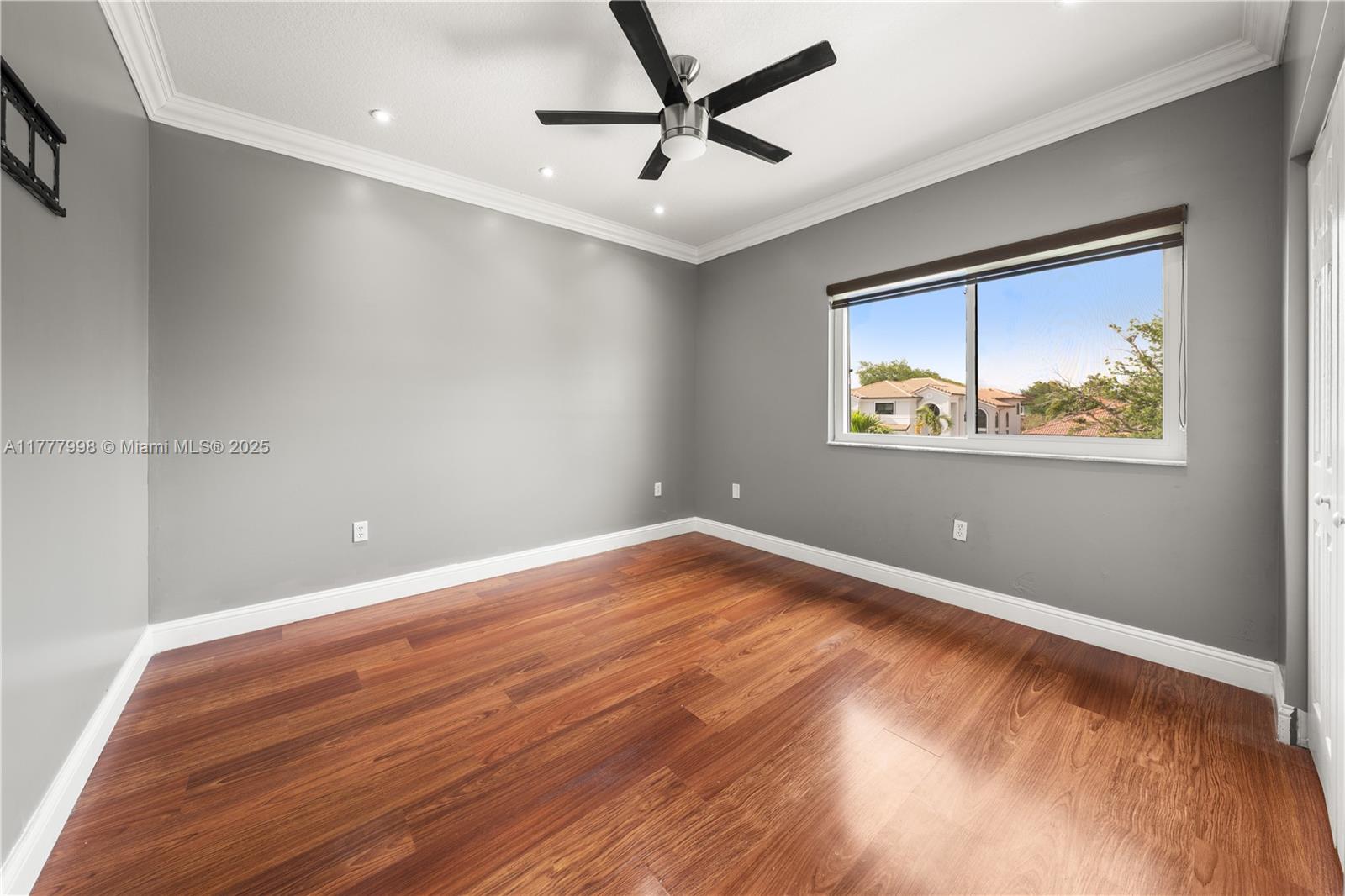 15902 SW 141st St, Miami, Florida image 39