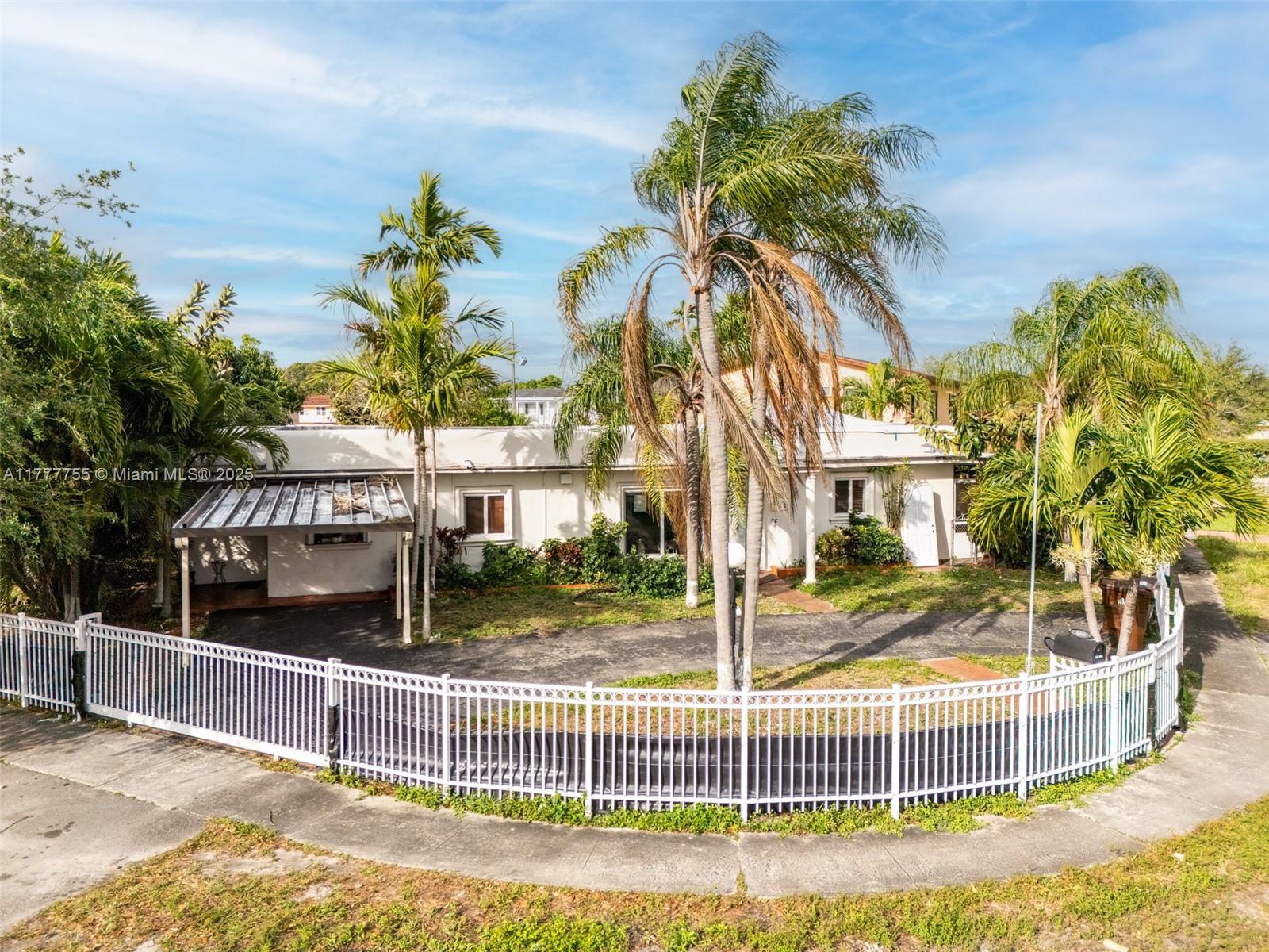 660 E 10th Pl  For Sale A11777755, FL
