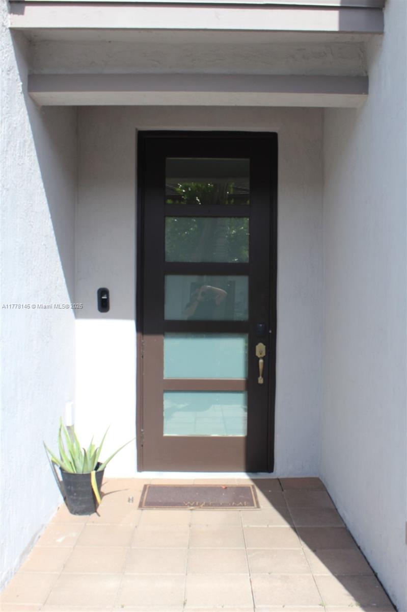 15481 NW 91st Ct, Miami Lakes, Florida image 2