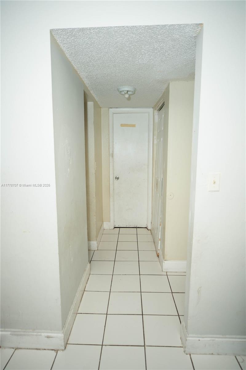3610 NW 21st St #305, Lauderdale Lakes, Florida image 3