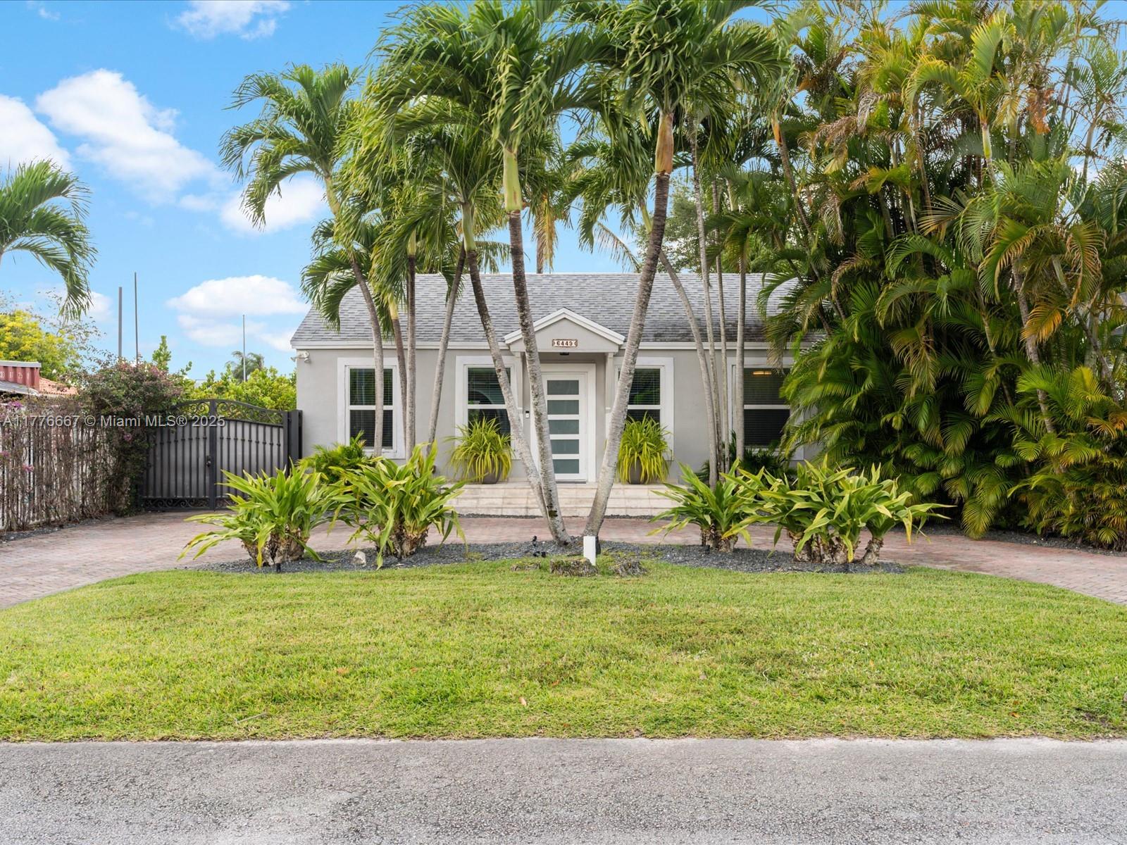 6449 SW 34th St  For Sale A11776667, FL