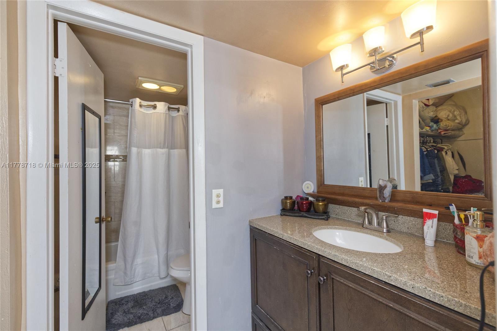 3195 Foxcroft Rd #F302, Miramar, Florida image 19
