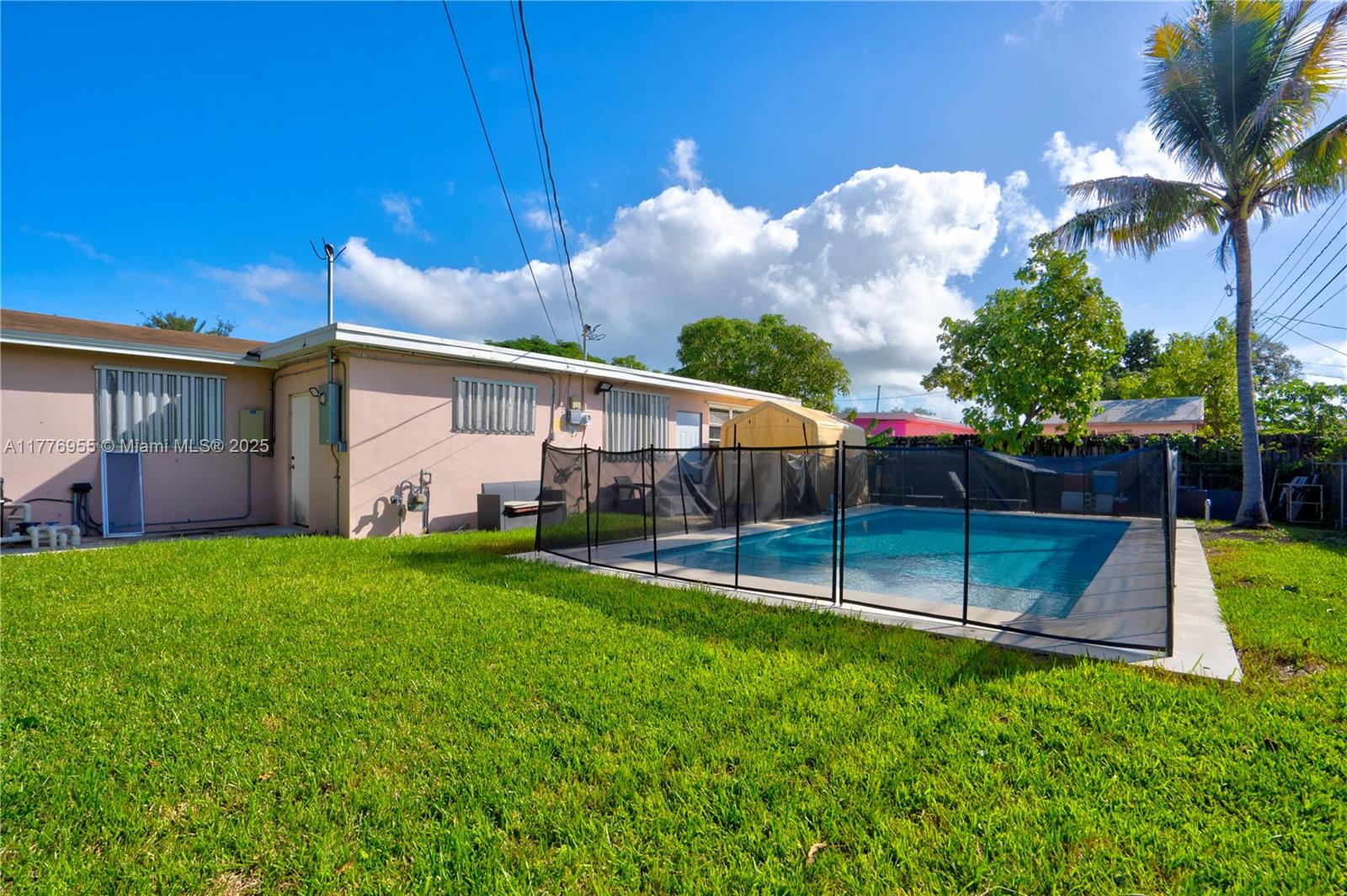 10610 SW 203rd Ter, Cutler Bay, Florida image 25