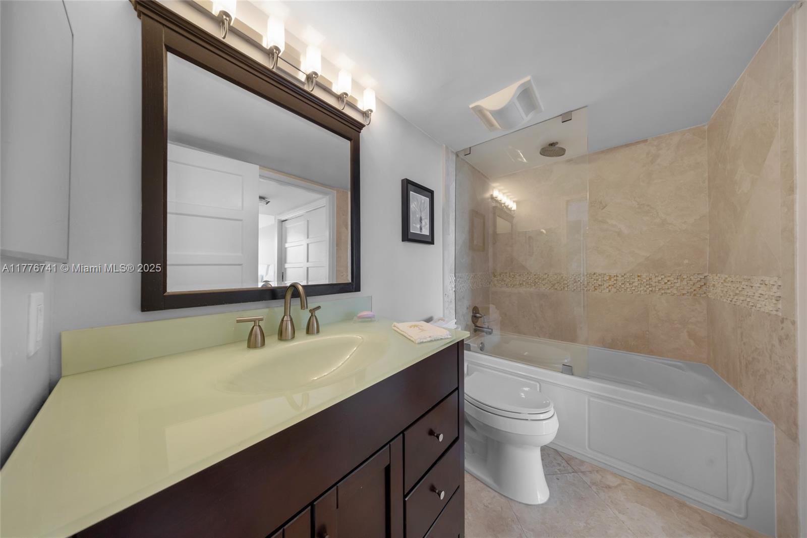 7601 E Treasure Dr #1214, North Bay Village, Florida image 26
