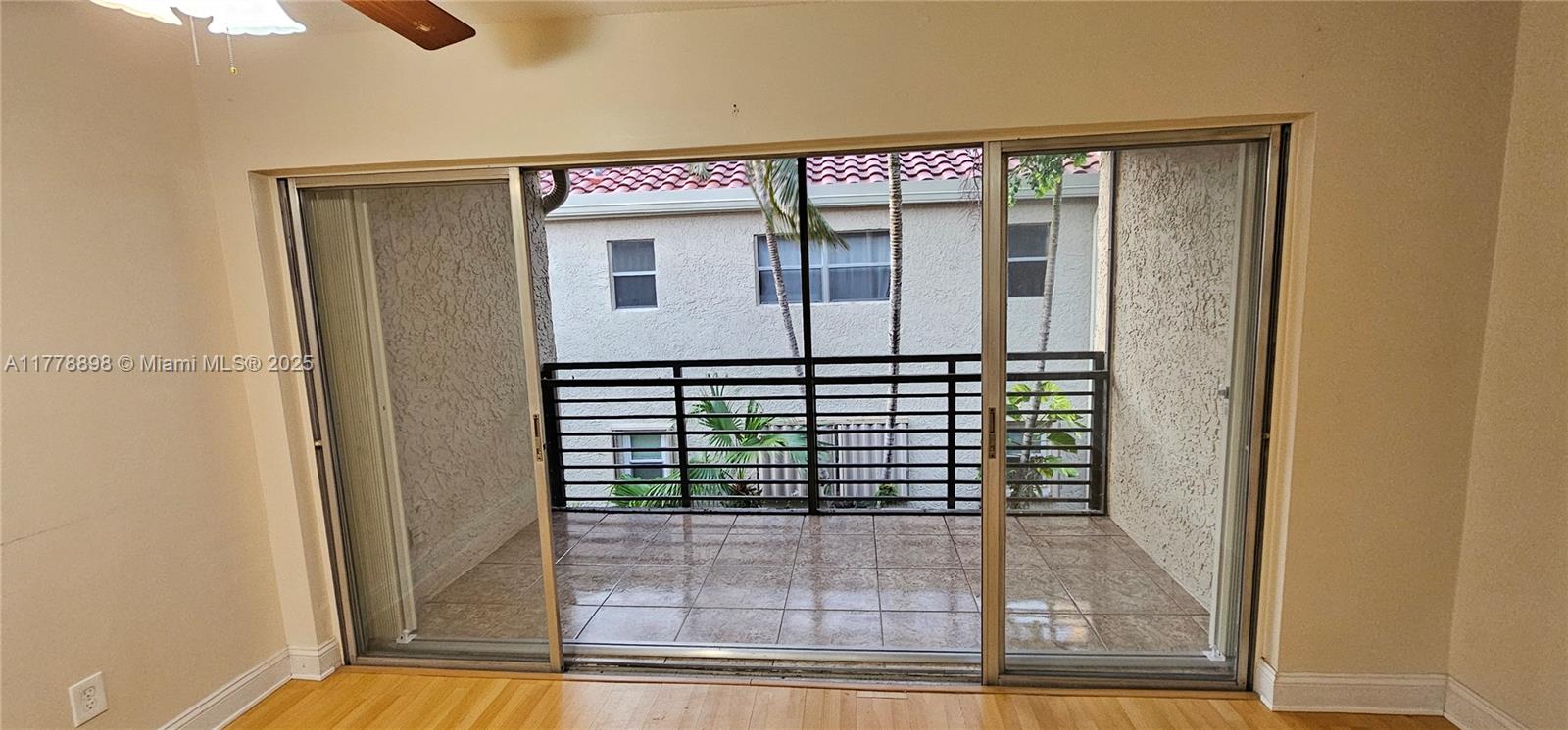 5352 NE 6th Ave #G9, Oakland Park, Florida image 1