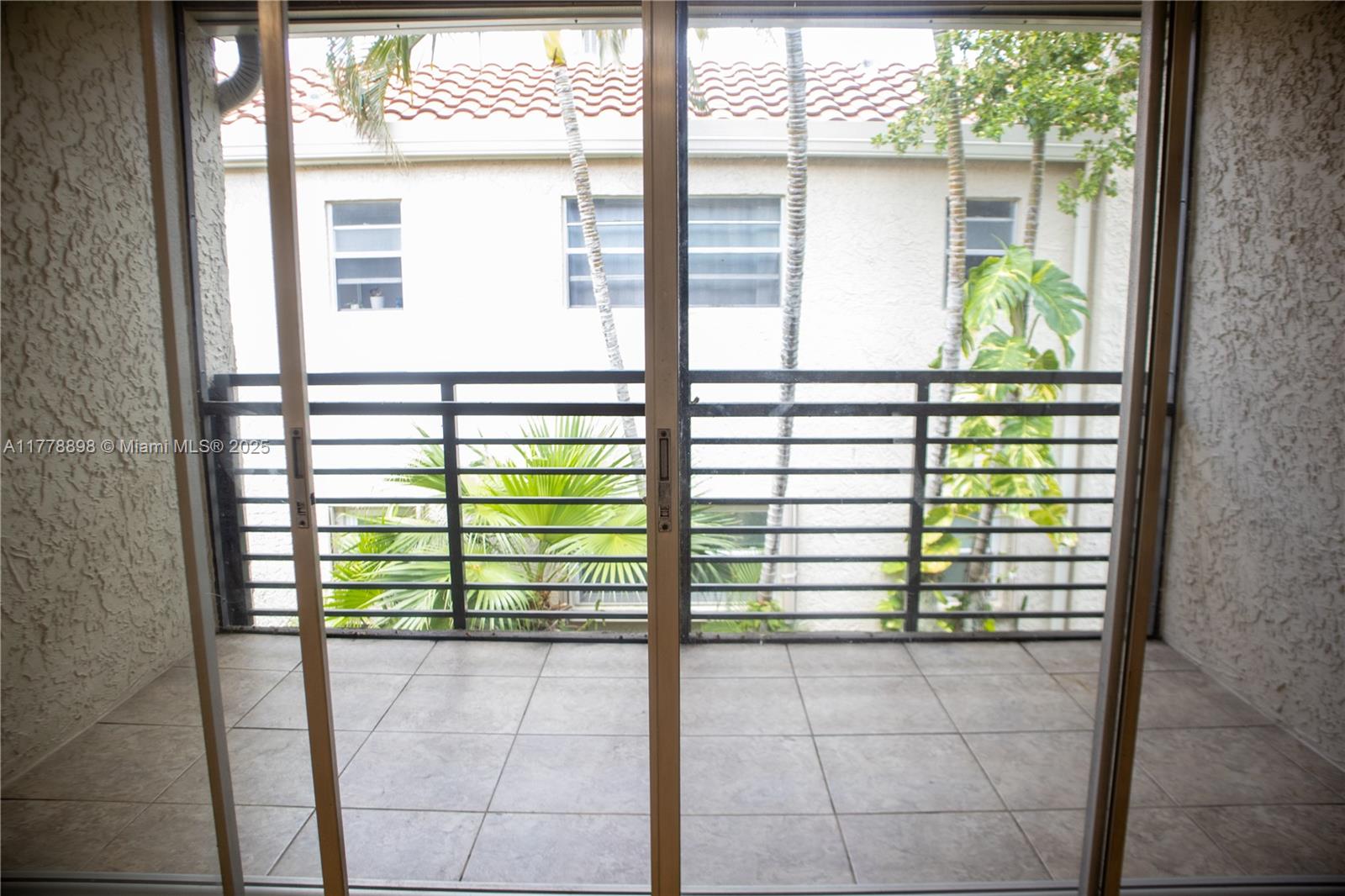 5352 NE 6th Ave #G9, Oakland Park, Florida image 14