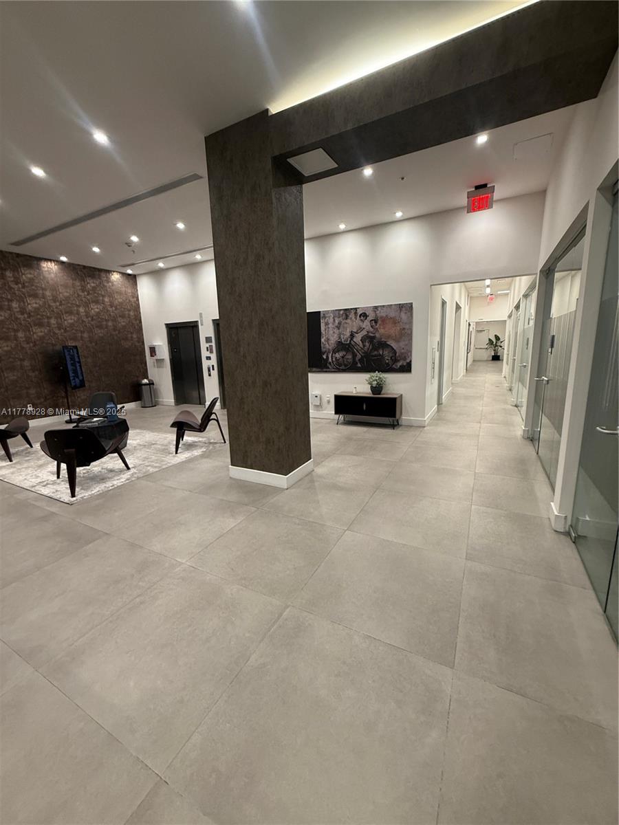 800 SE 4th Ave 613
