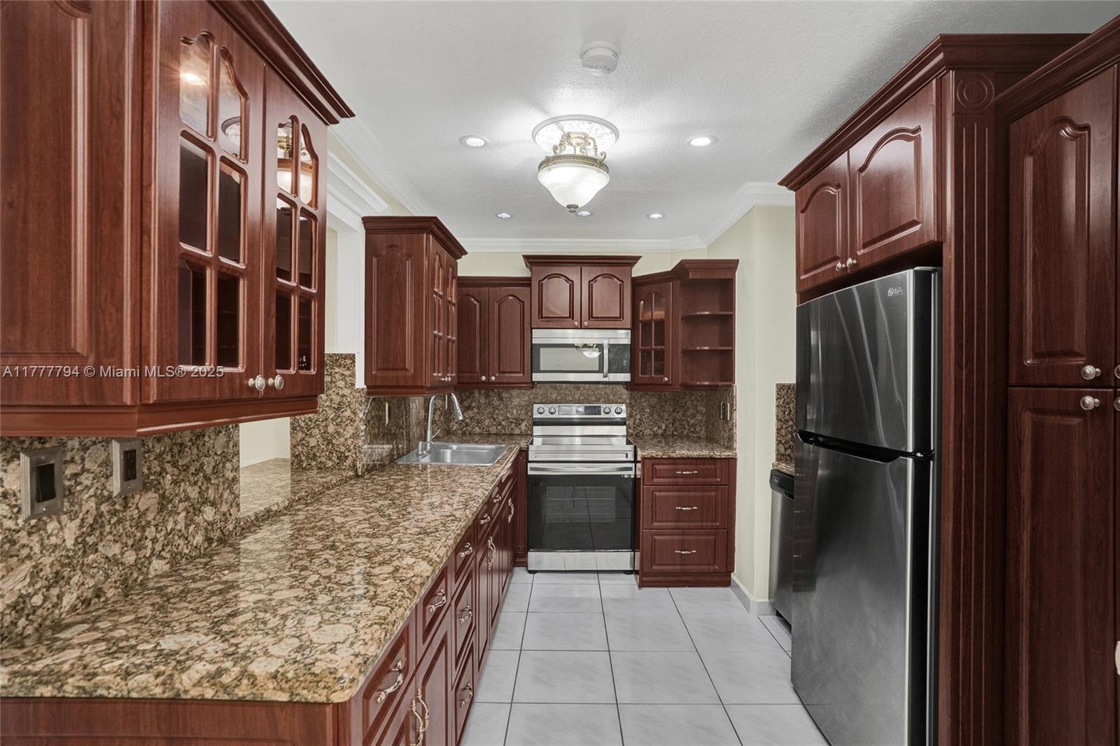 1665 NW 124th St, North Miami, Florida image 2