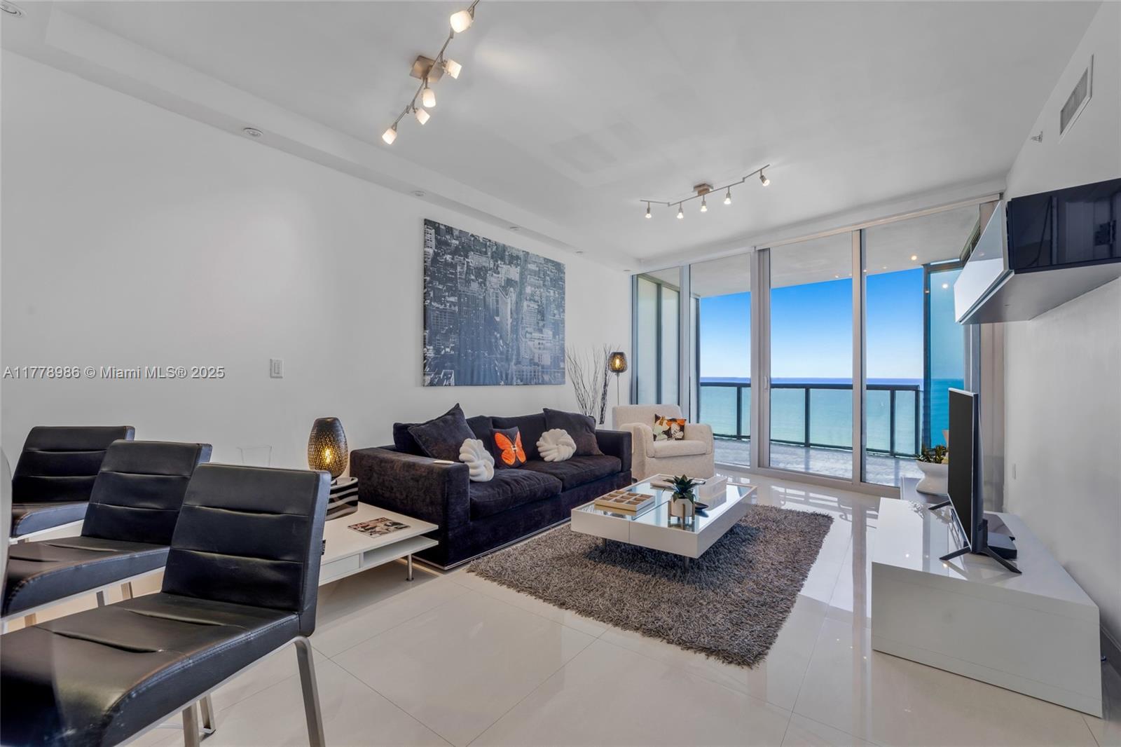 17121 Collins Ave #1406, Sunny Isles Beach FL 33160